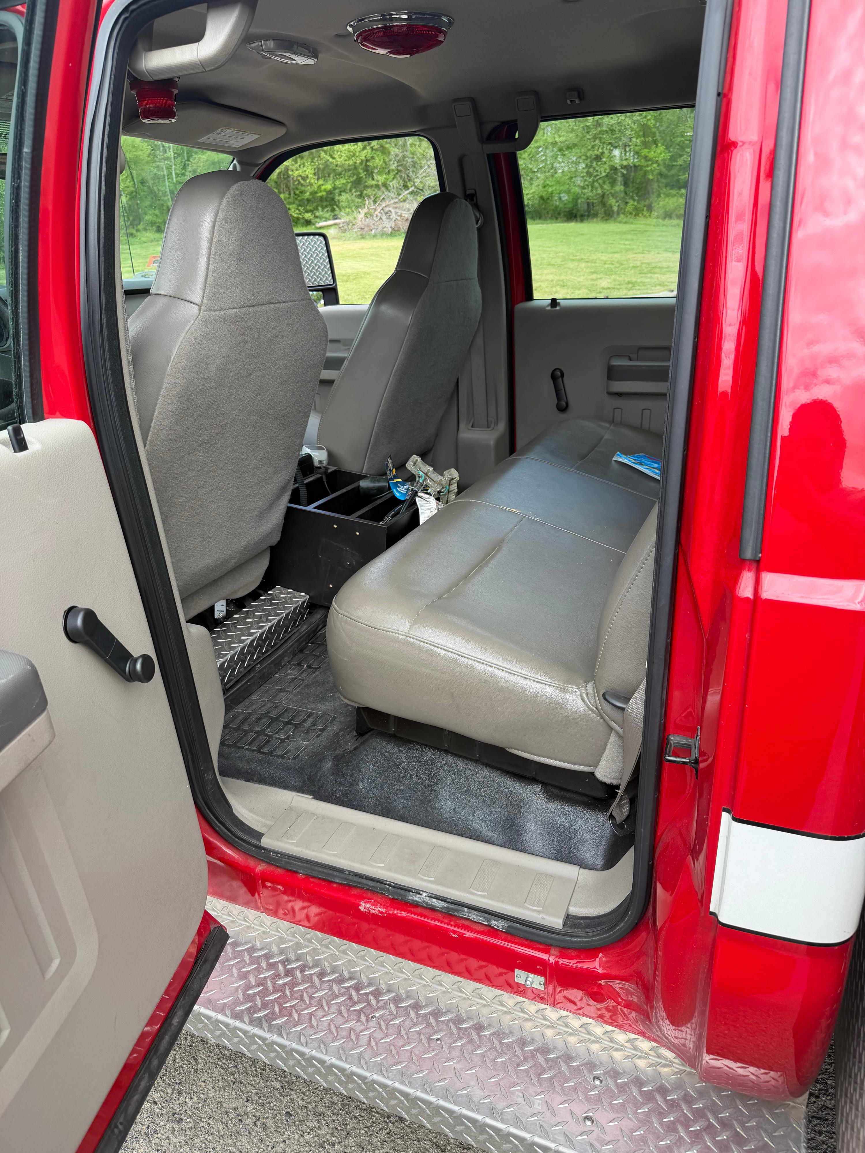 2007 EVI Ford Light Rescue - image 7