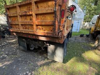 1990 Ford Dump Truck - image 6
