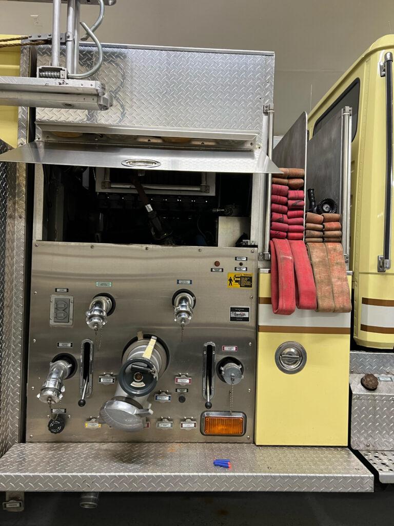 2002 Freightliner / General 1250 GPM pumper - image 3
