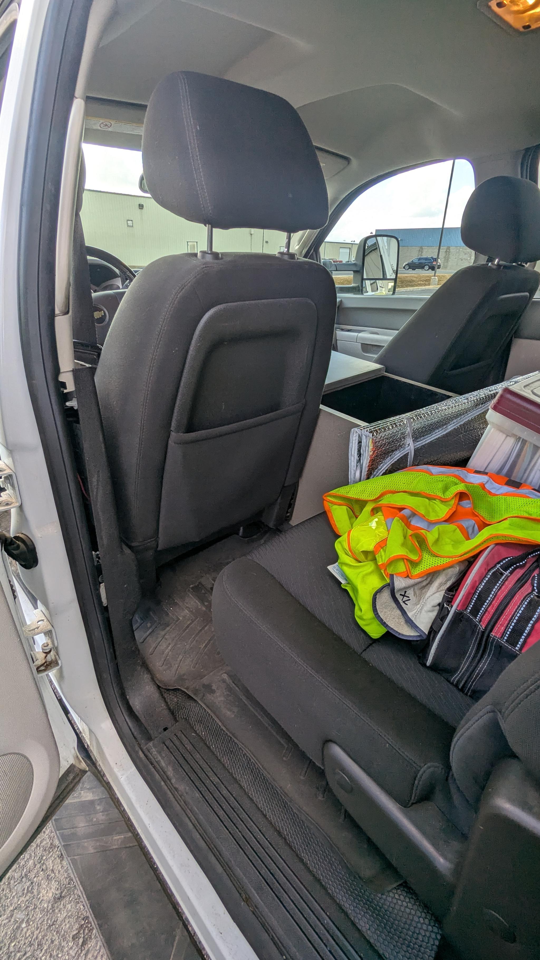 2013 Chevy Silverado 2500HD 6.0L - image 4