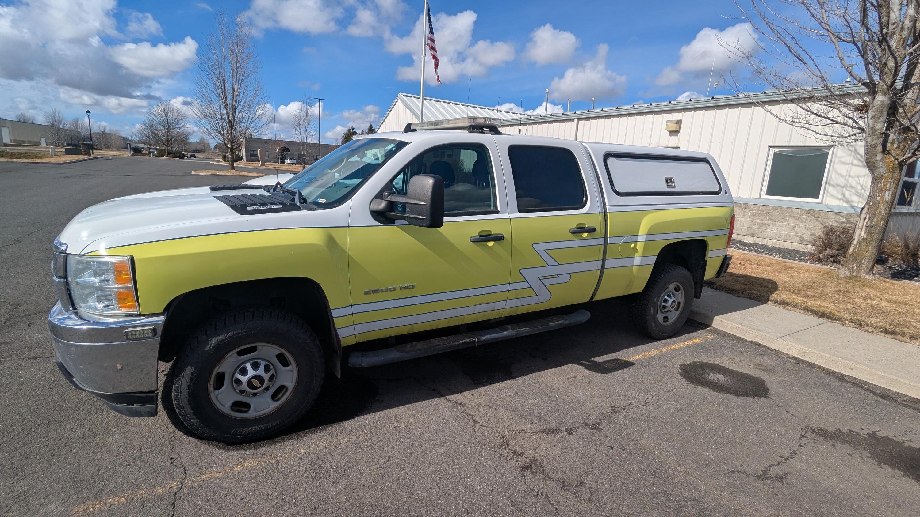 2013 Chevy Silverado 2500HD 6.0L - image 6