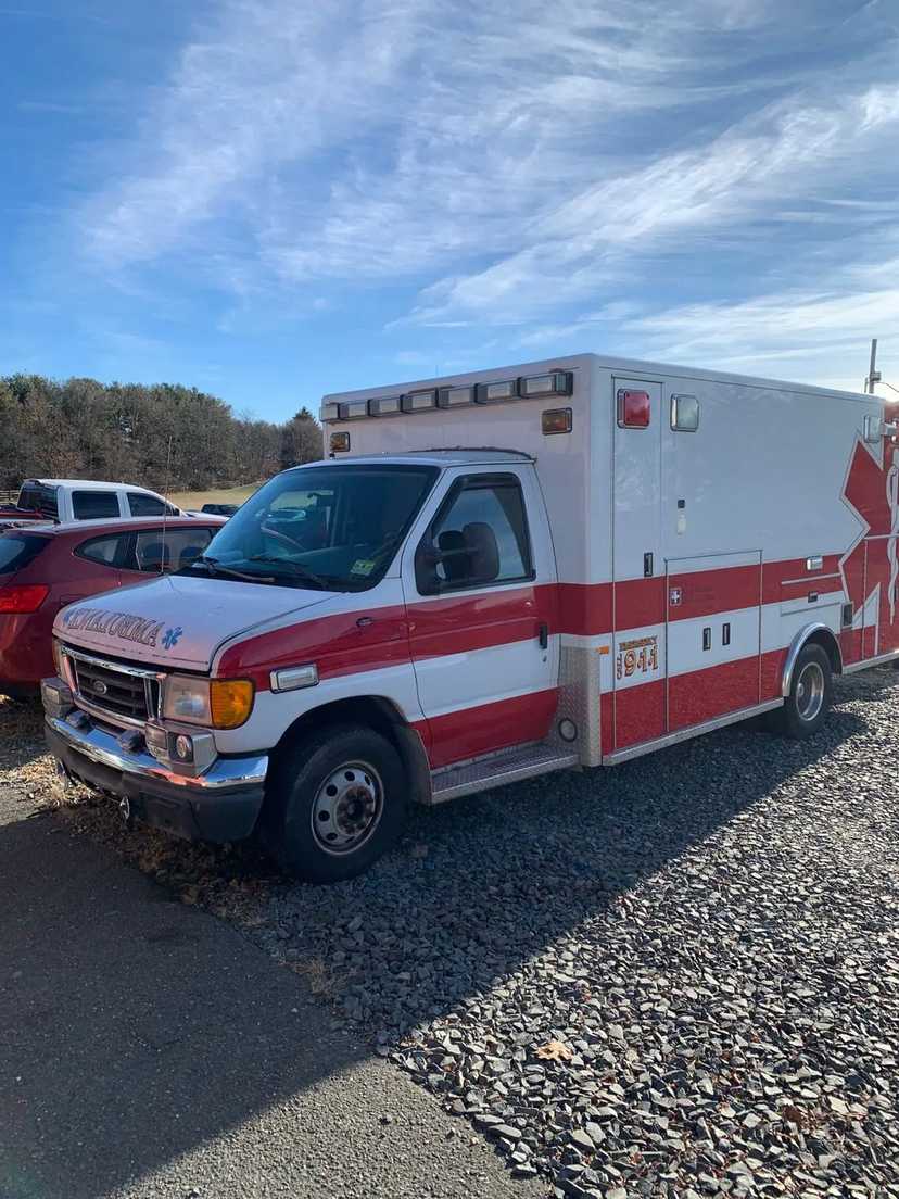 2006 Ford E 450 Ambulance