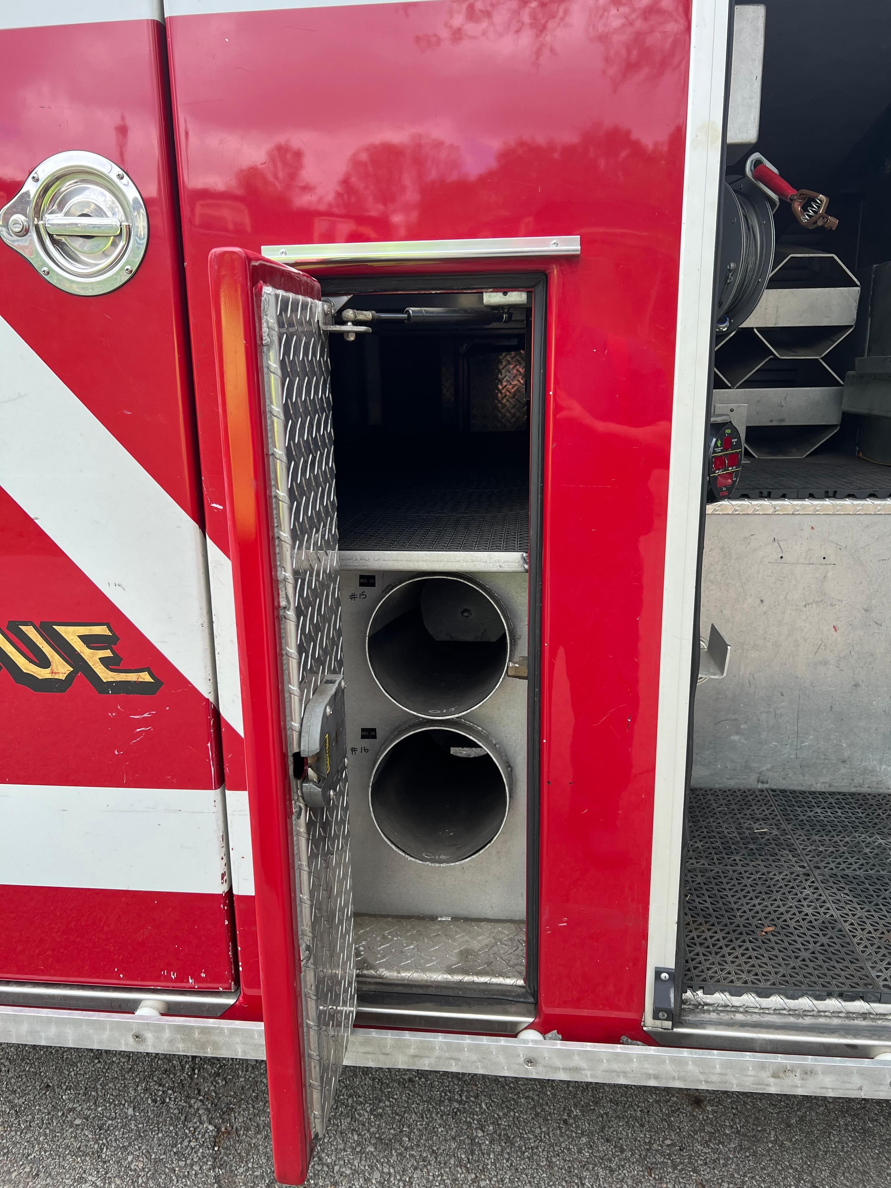 2000 International Kenco Light Rescue - image 11