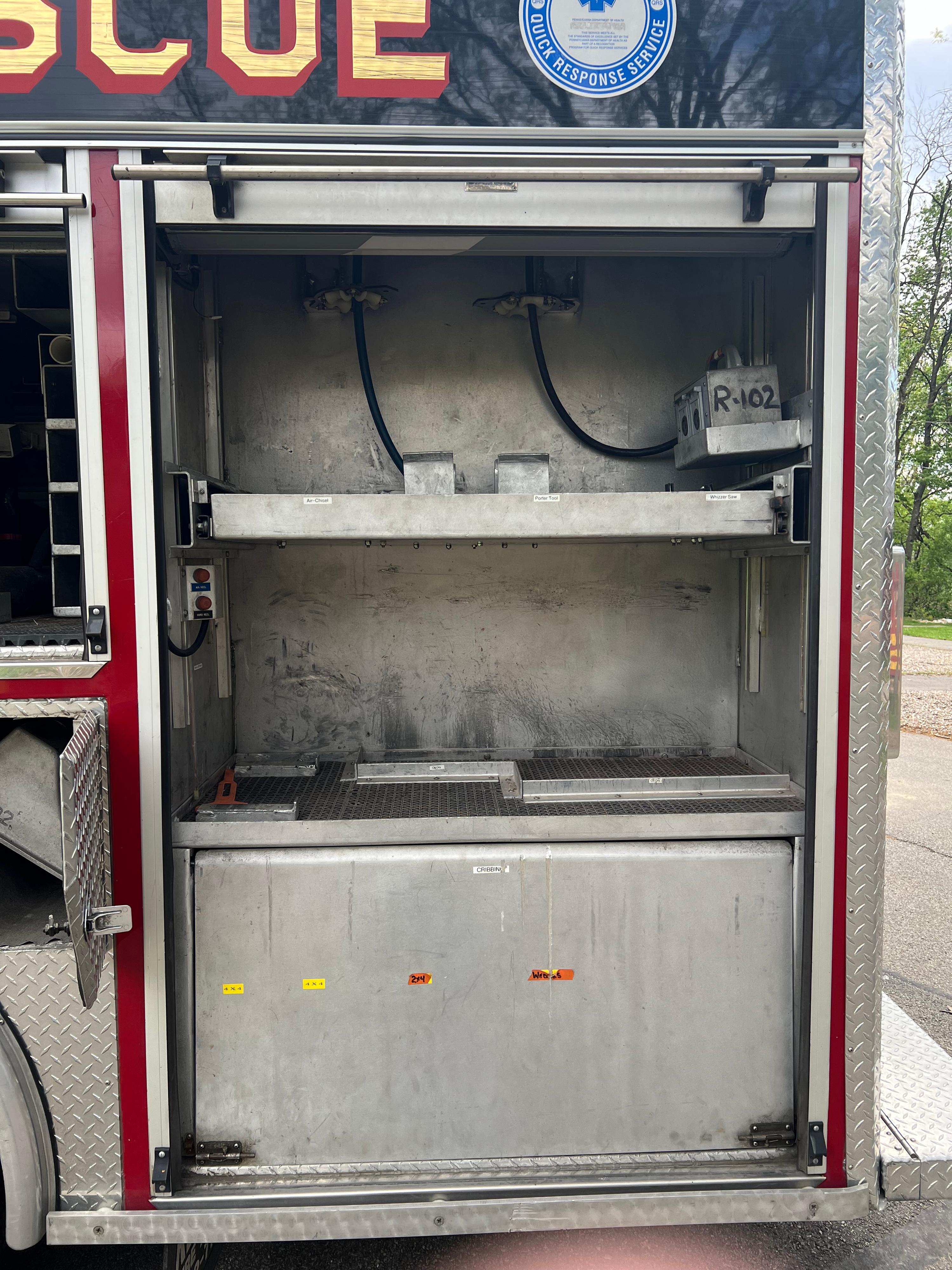 2000 International Kenco Light Rescue - image 8