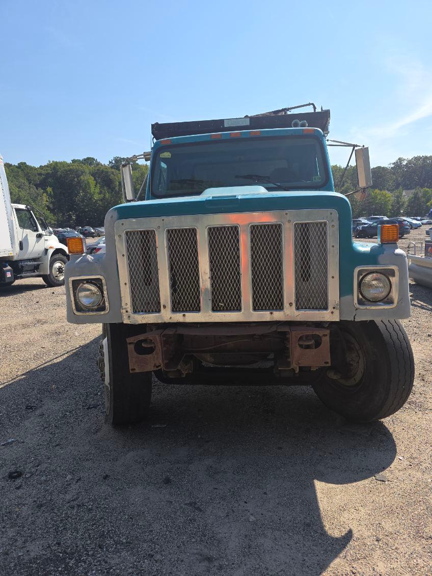 1995 International Cummings L10 Dump Truck - image 5