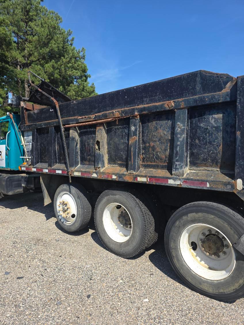 1995 International Cummings L10 Dump Truck - image 6