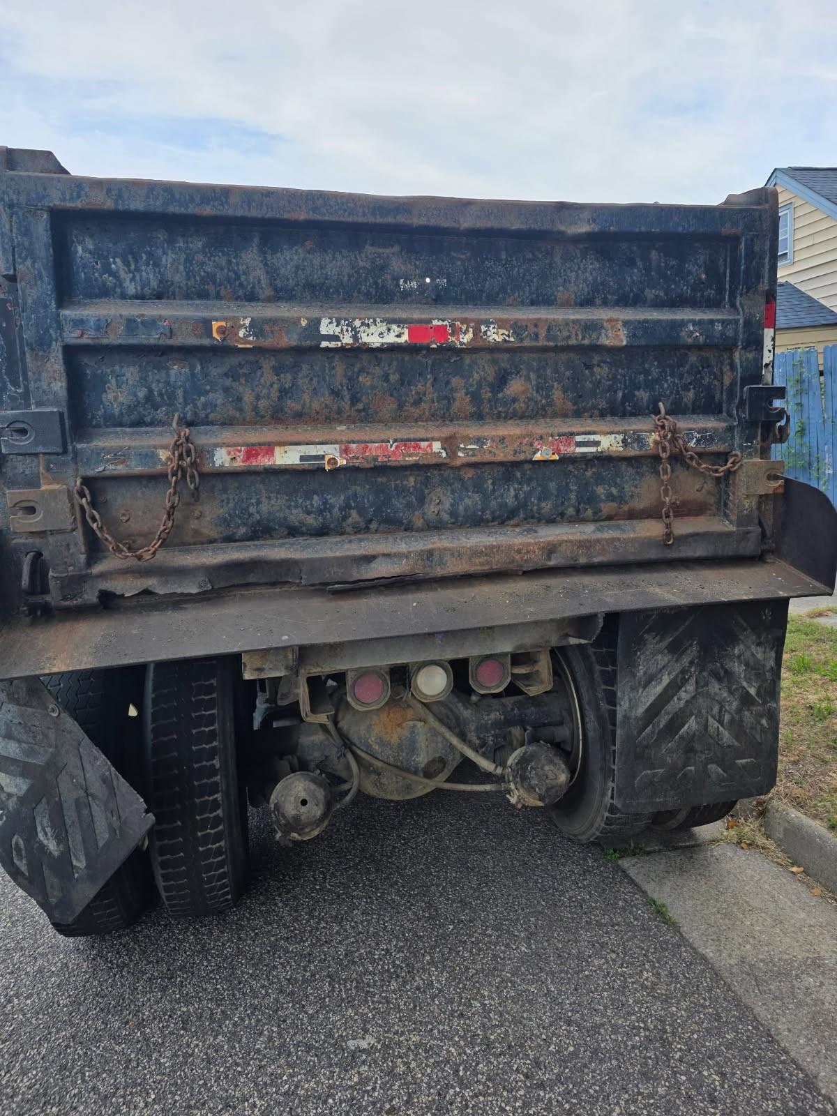 1995 International Cummings L10 Dump Truck - image 7