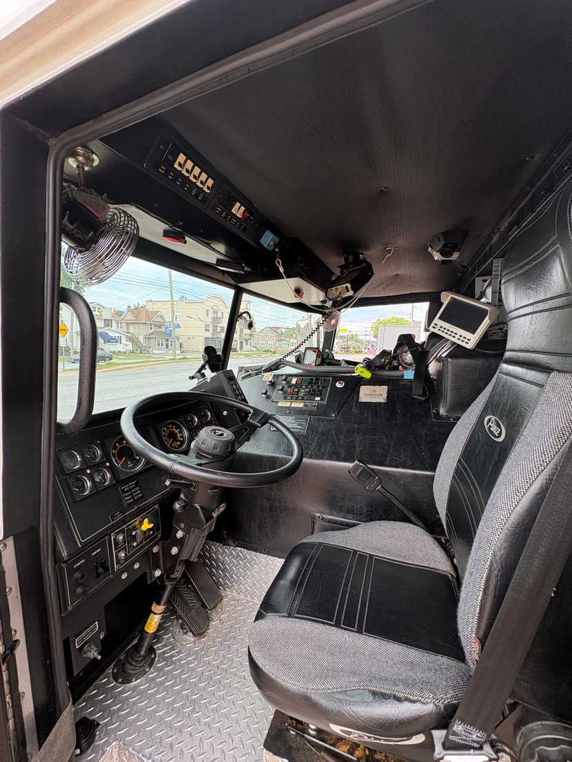 1998 Pierce Dash Pumper — photo 8