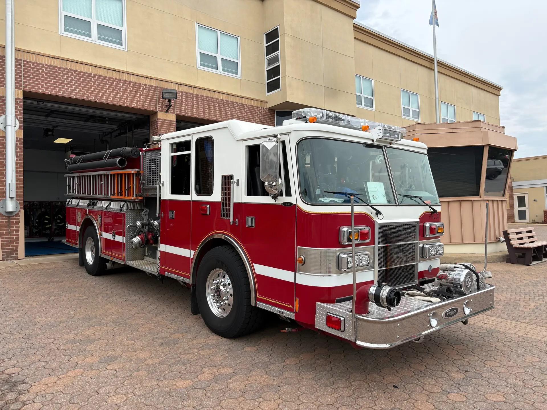 1998 Pierce Dash Pumper - image 1