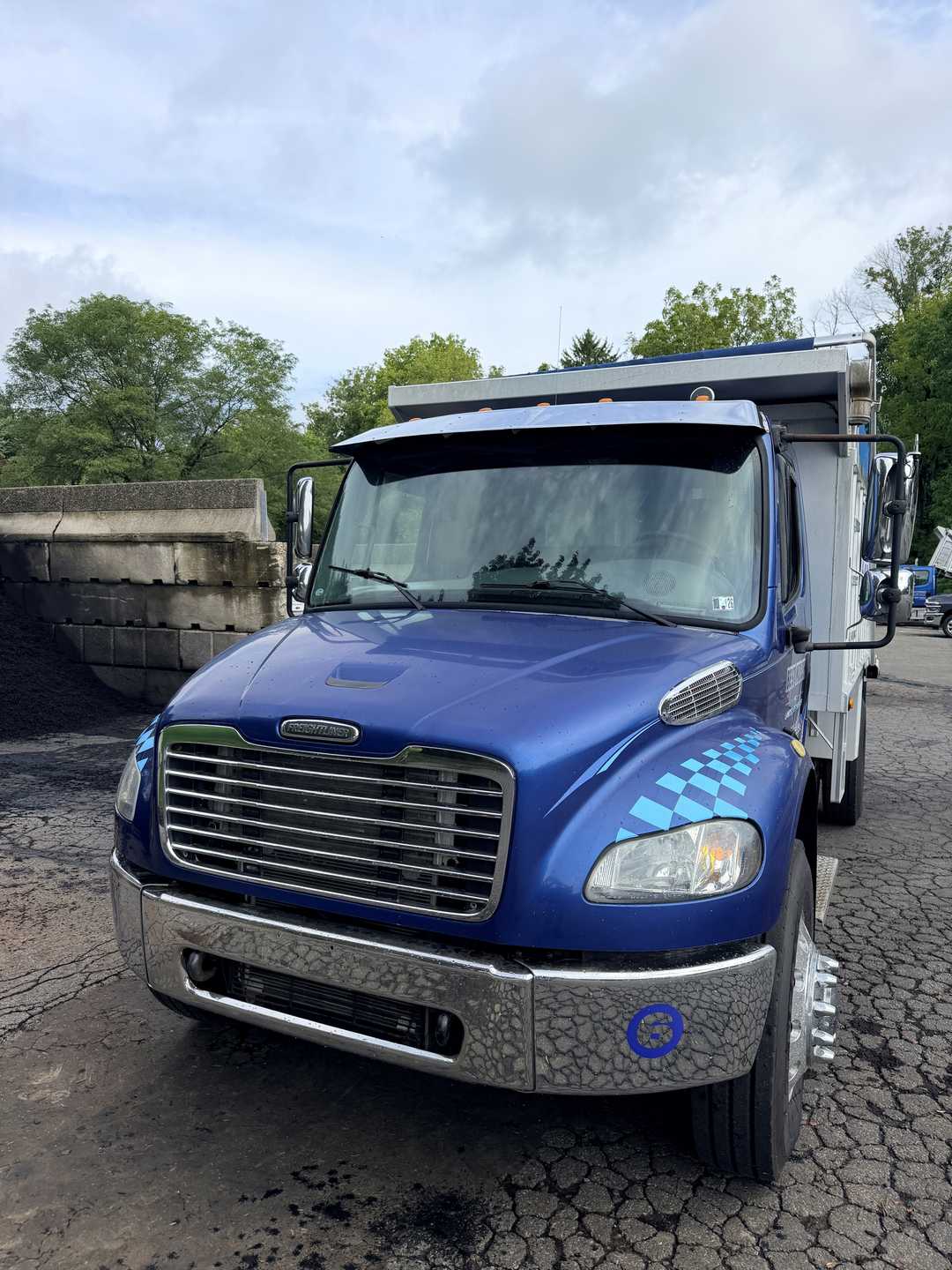 2005 Freightliner M2-106 Dump Truck