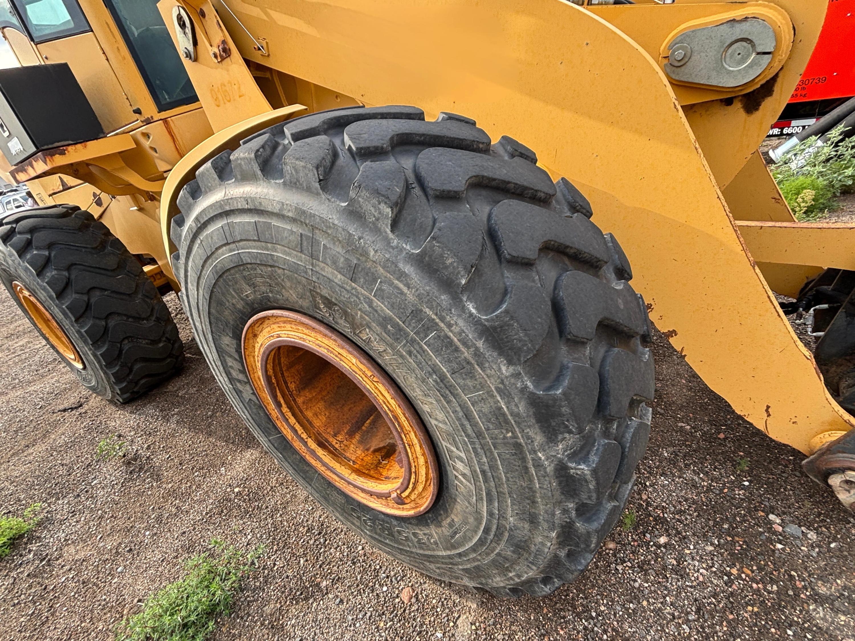 1999 John Deere 644H Loader - image 28