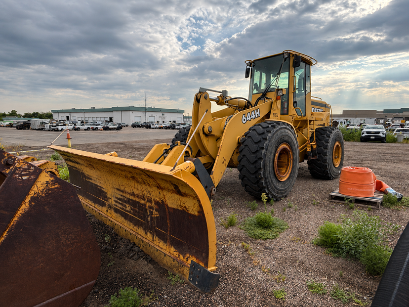 1999 John Deere 644H Loader