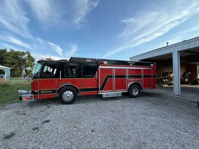 1991 E-One "Wet" Heavy Rescue/Engine - 18,000 mi