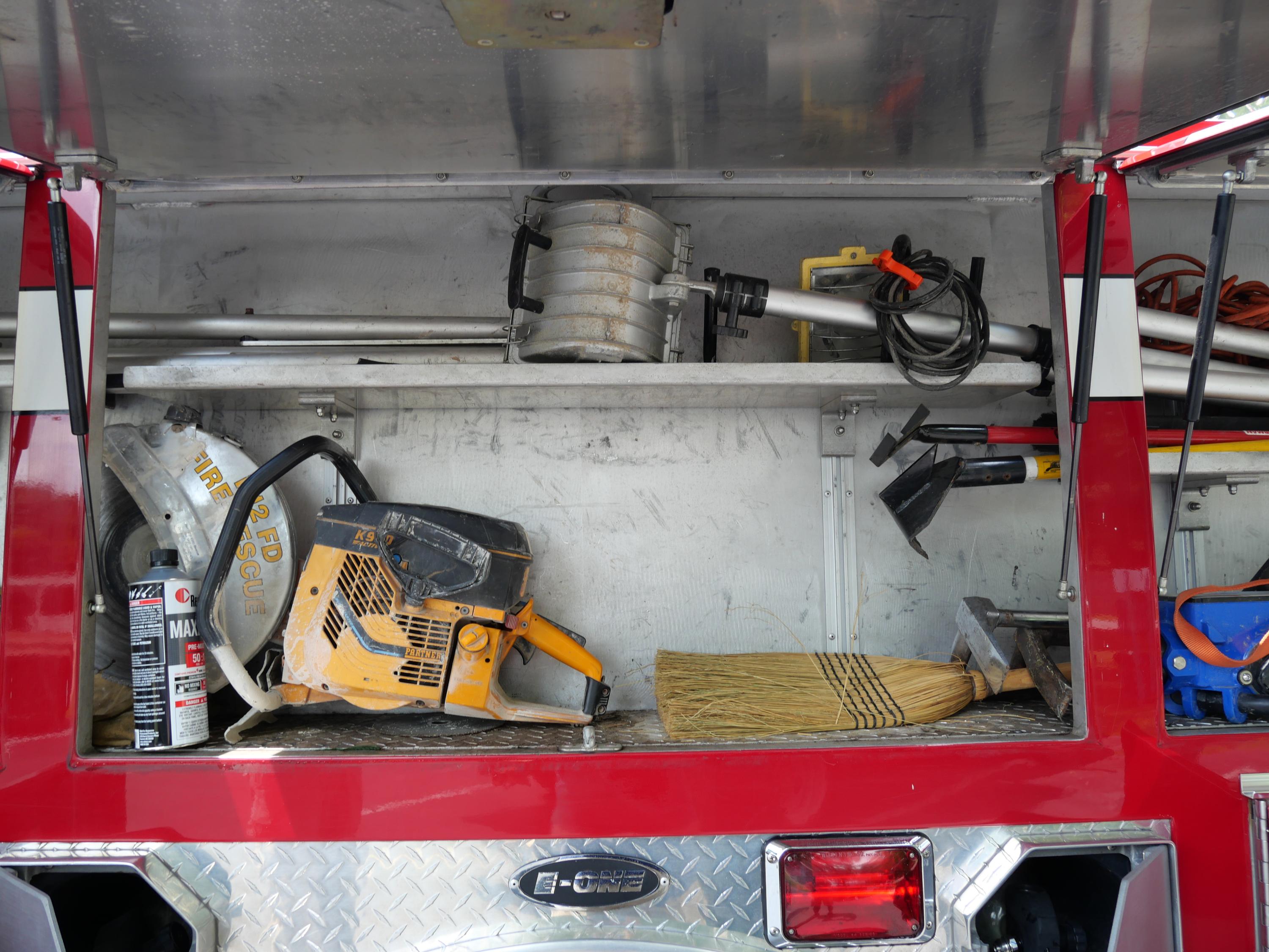 1997 E-One Cyclone II Pumper - image 23