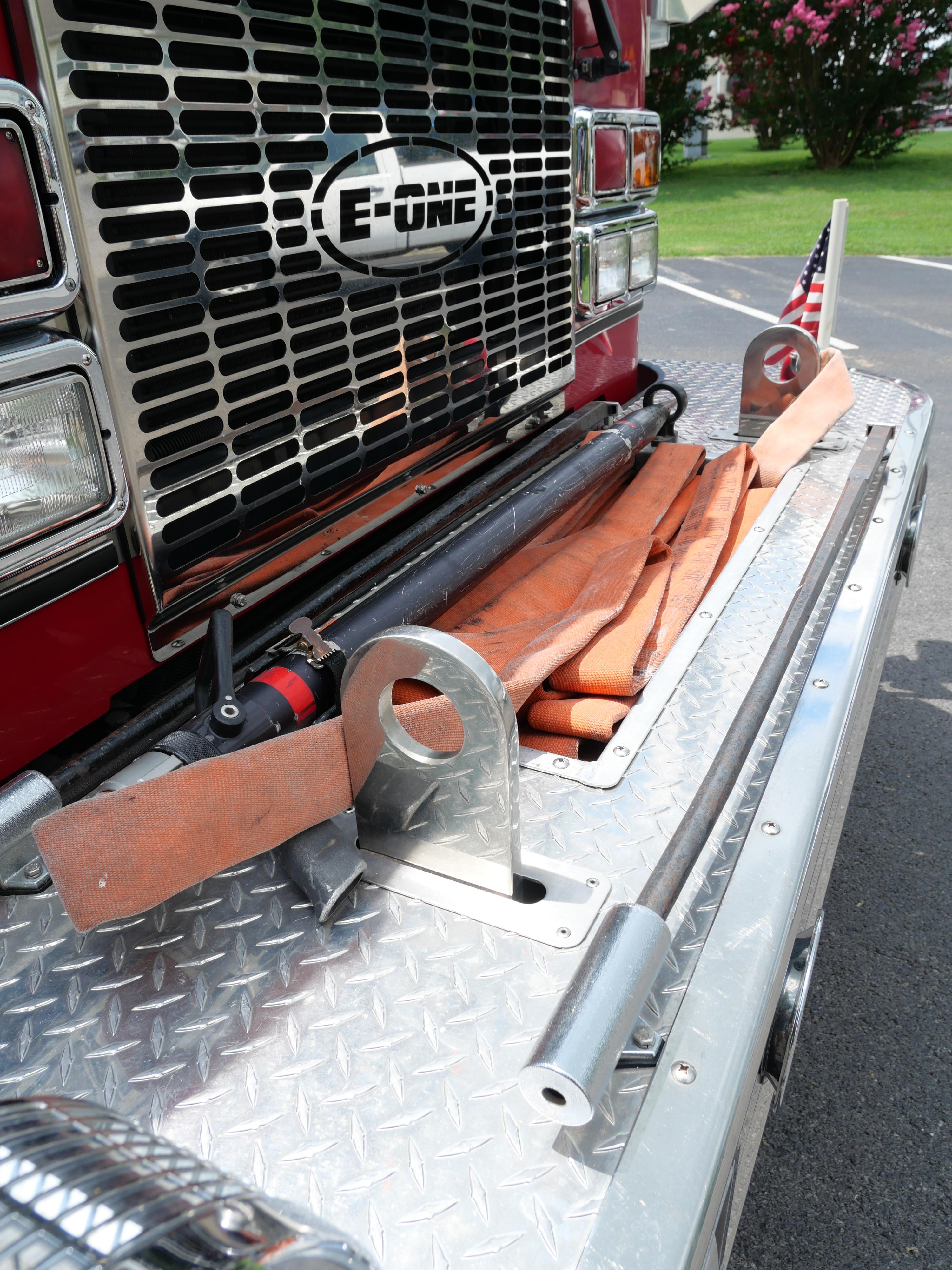 1997 E-One Cyclone II Pumper - image 8