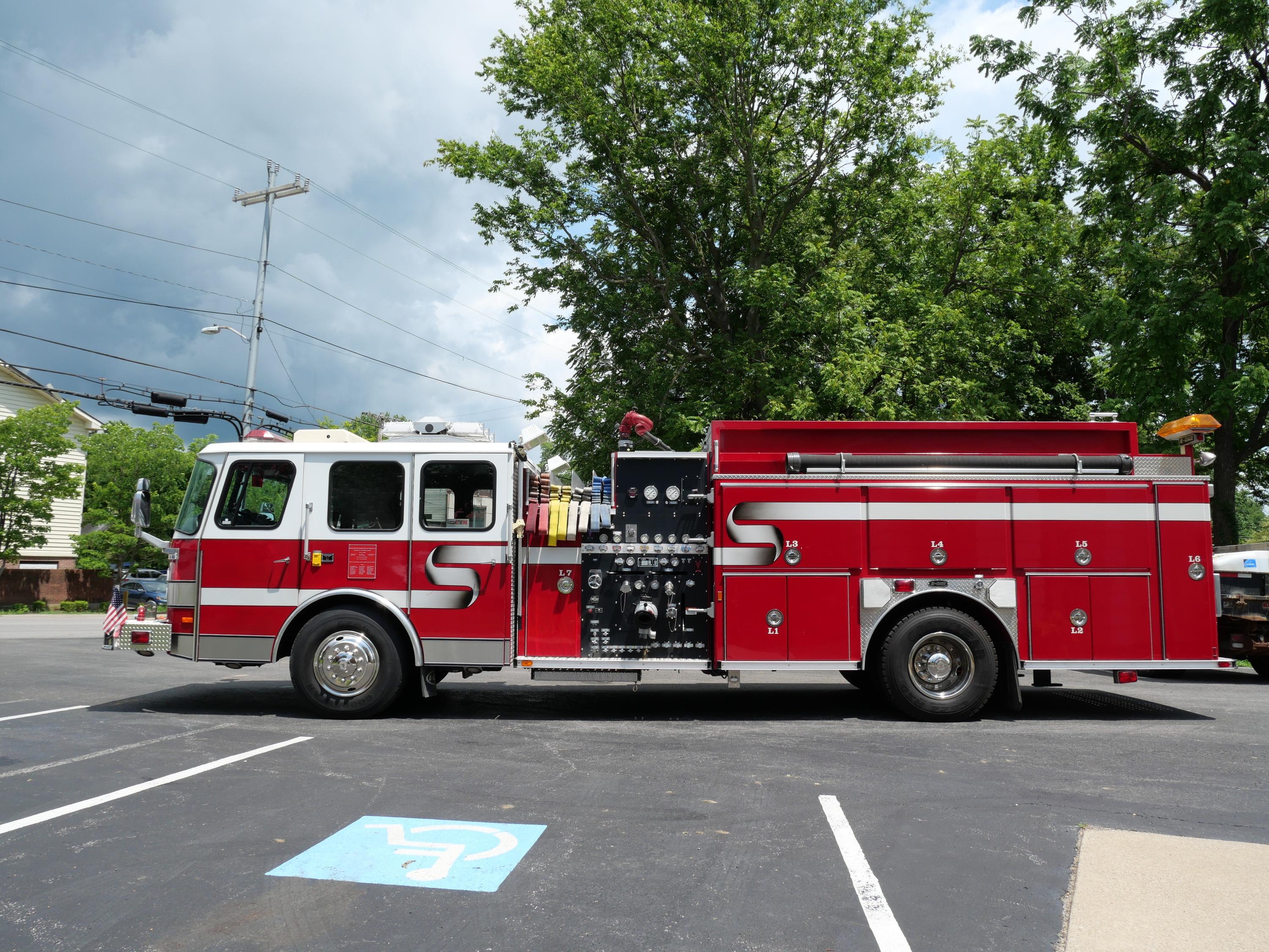 1997 E-One Cyclone II Pumper - image 20