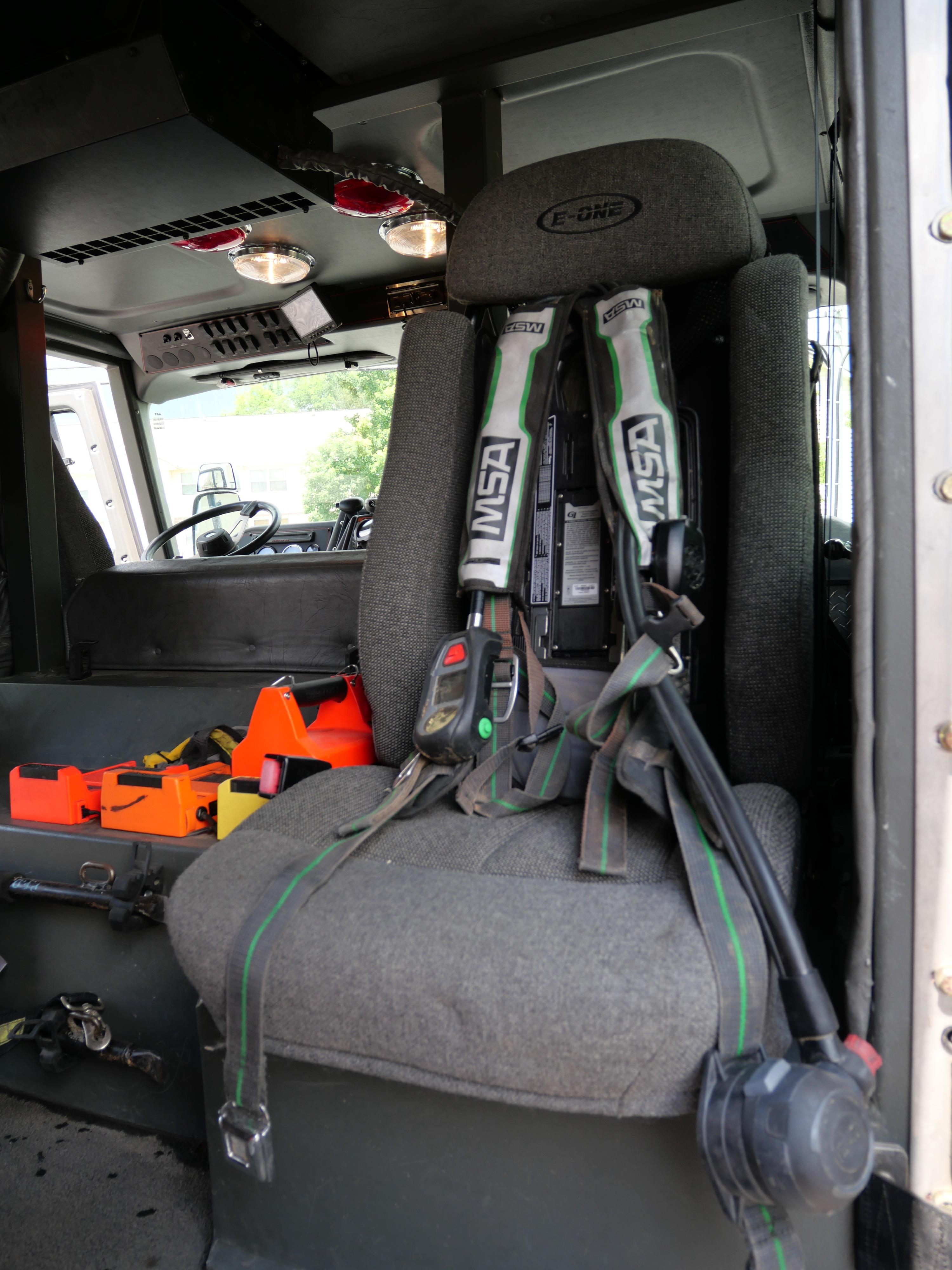 1997 E-One Cyclone II Pumper - image 61
