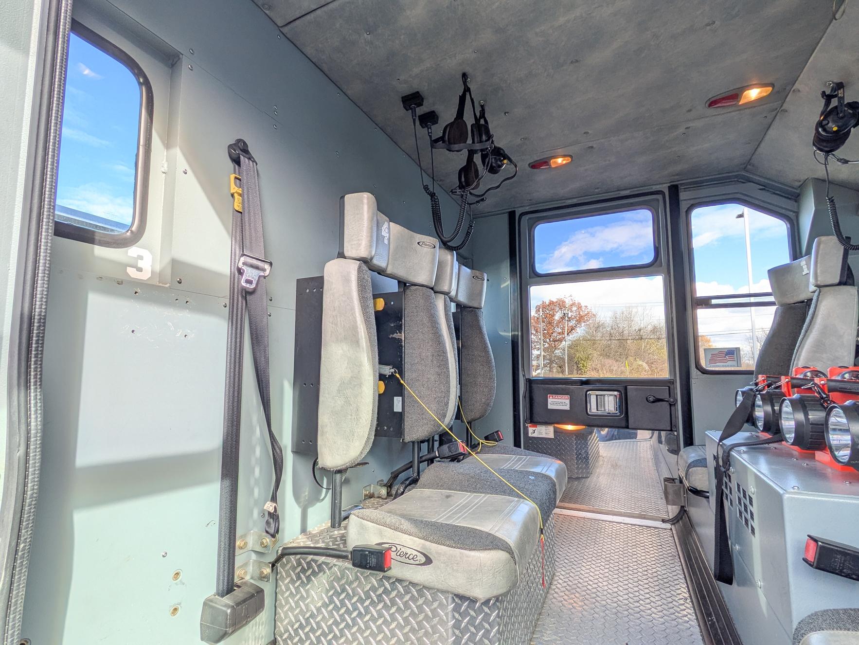 2001 Pierce Quantum Pumper - image 40