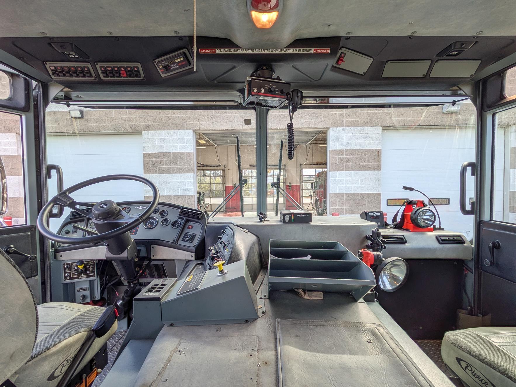 2001 Pierce Quantum Pumper - image 42