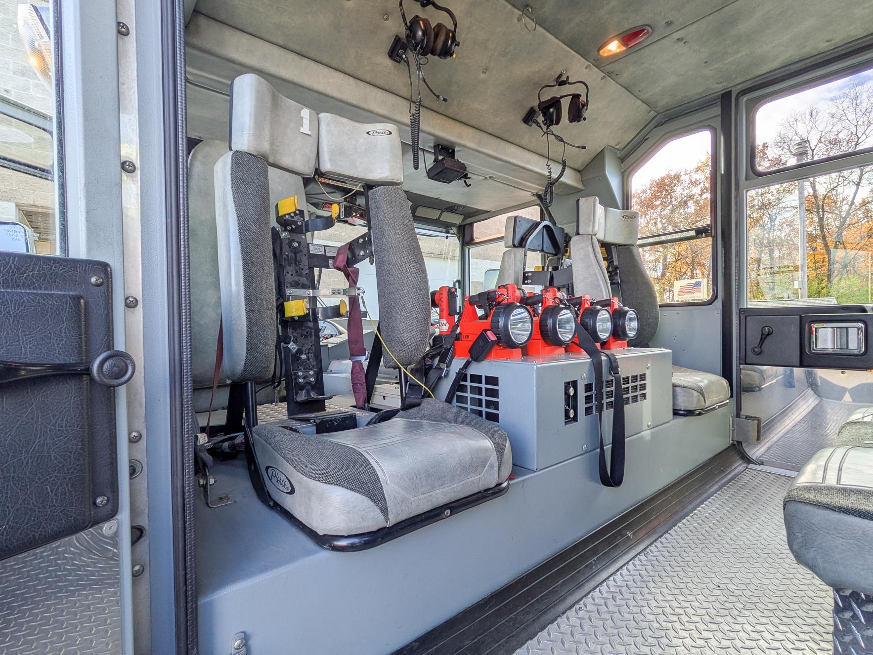 2001 Pierce Quantum Pumper - image 36