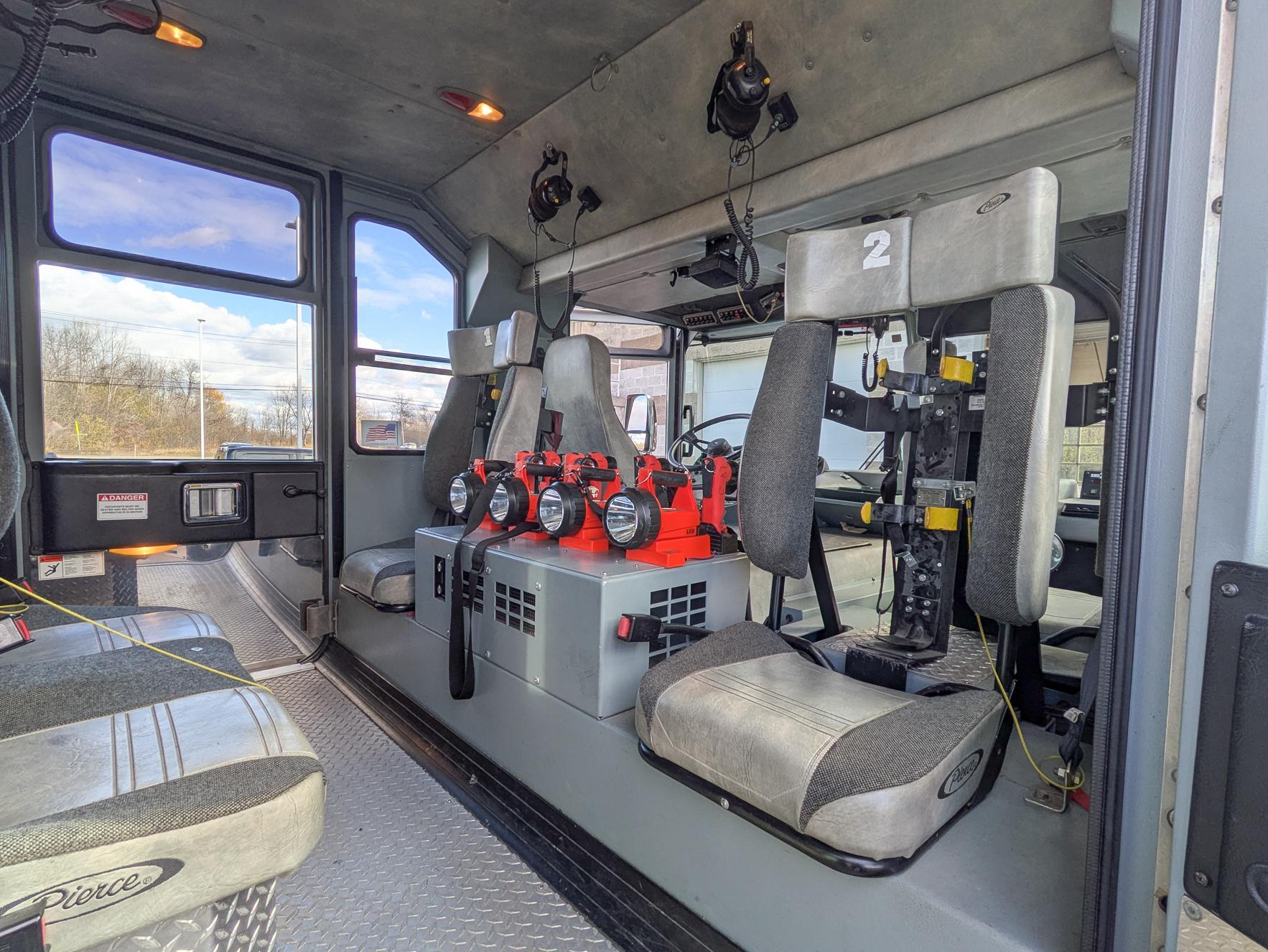 2001 Pierce Quantum Pumper - image 39