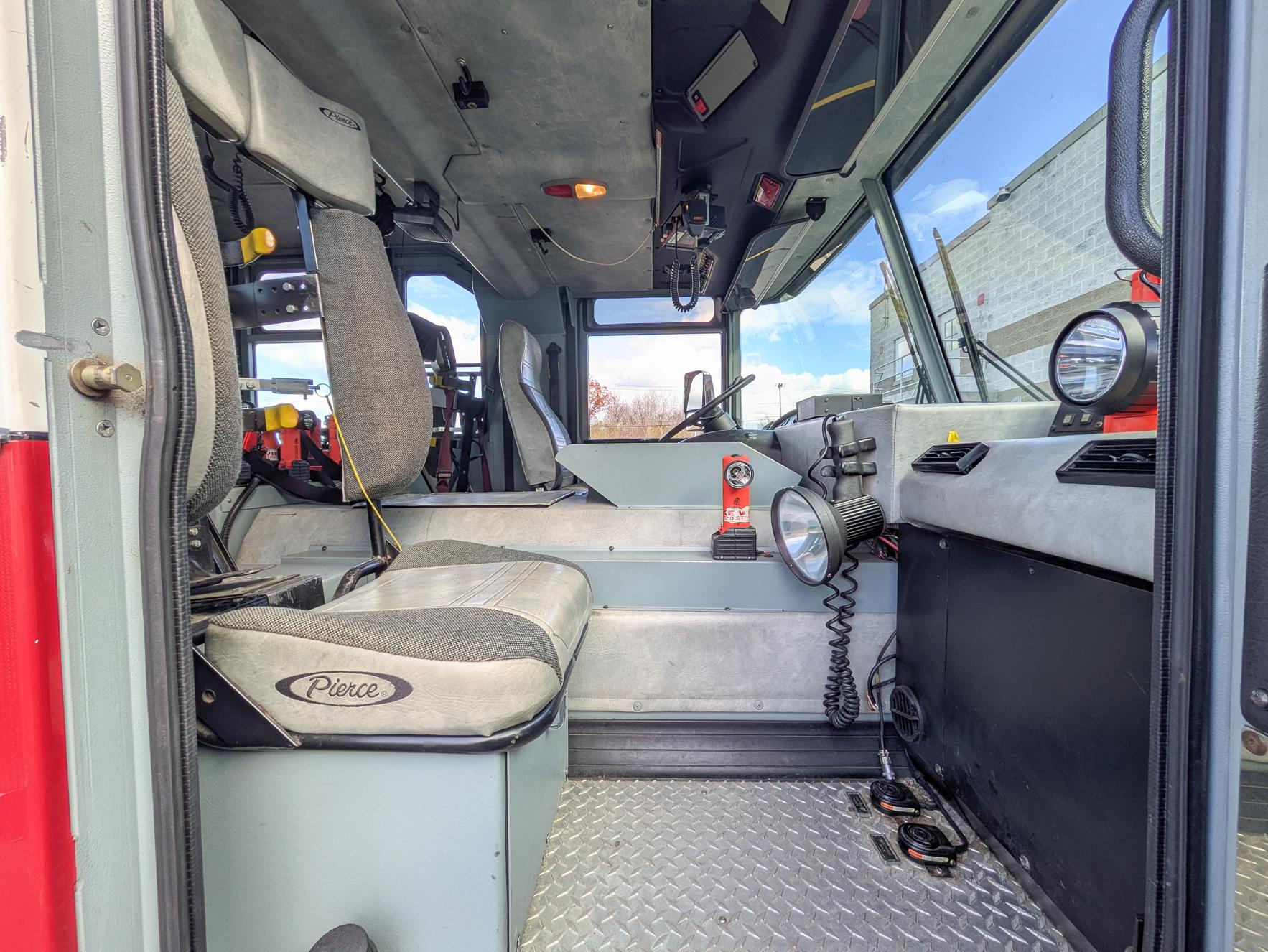 2001 Pierce Quantum Pumper - image 48