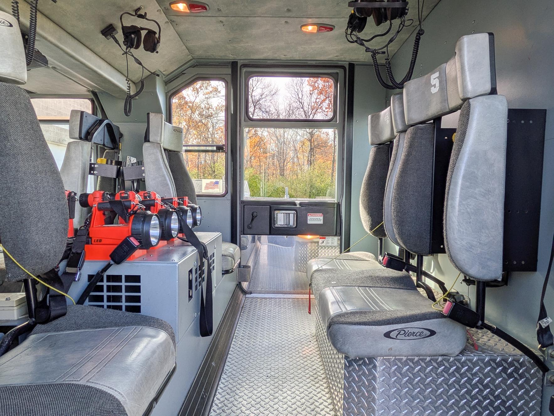 2001 Pierce Quantum Pumper - image 35