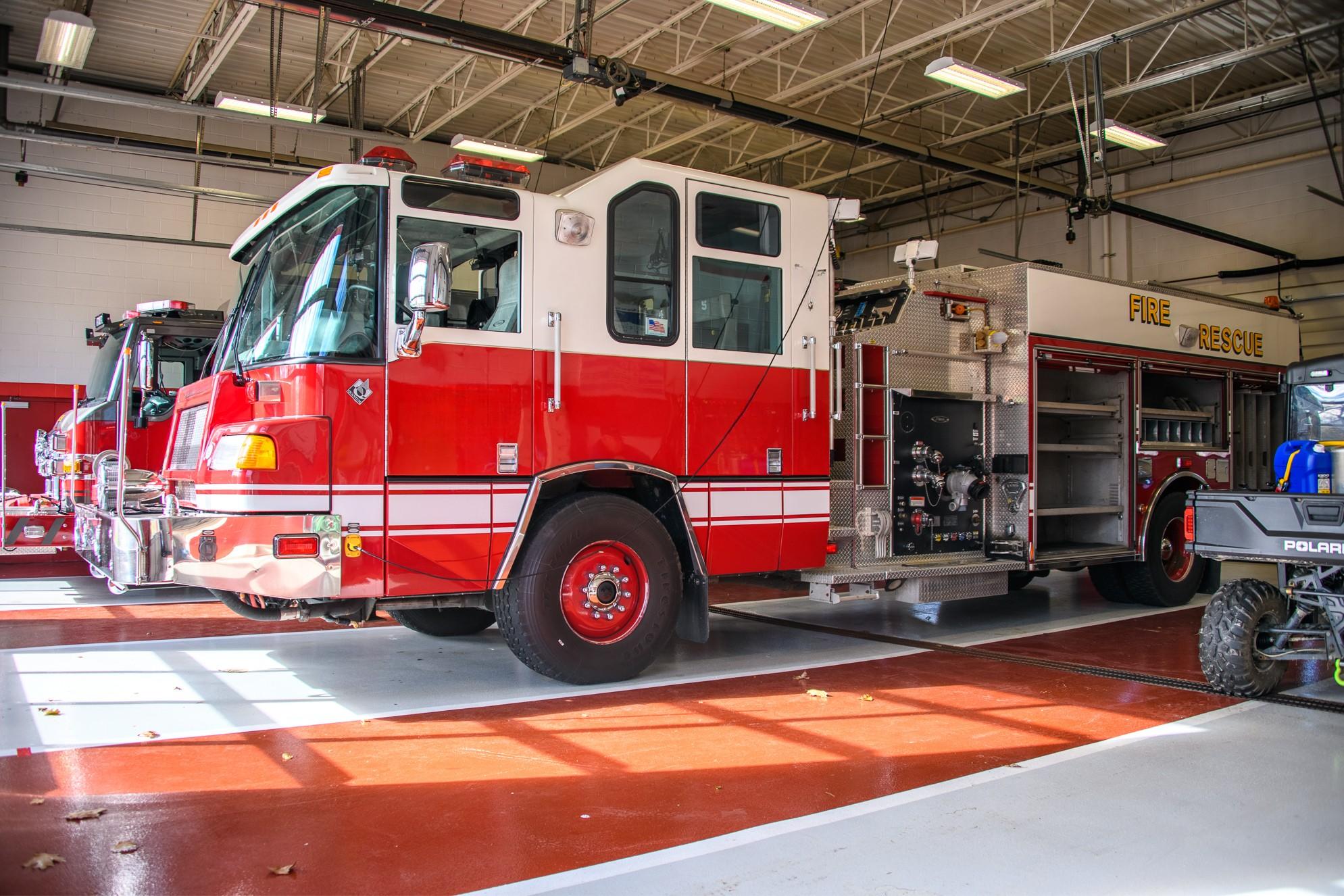 2001 Pierce Quantum Pumper - image 13