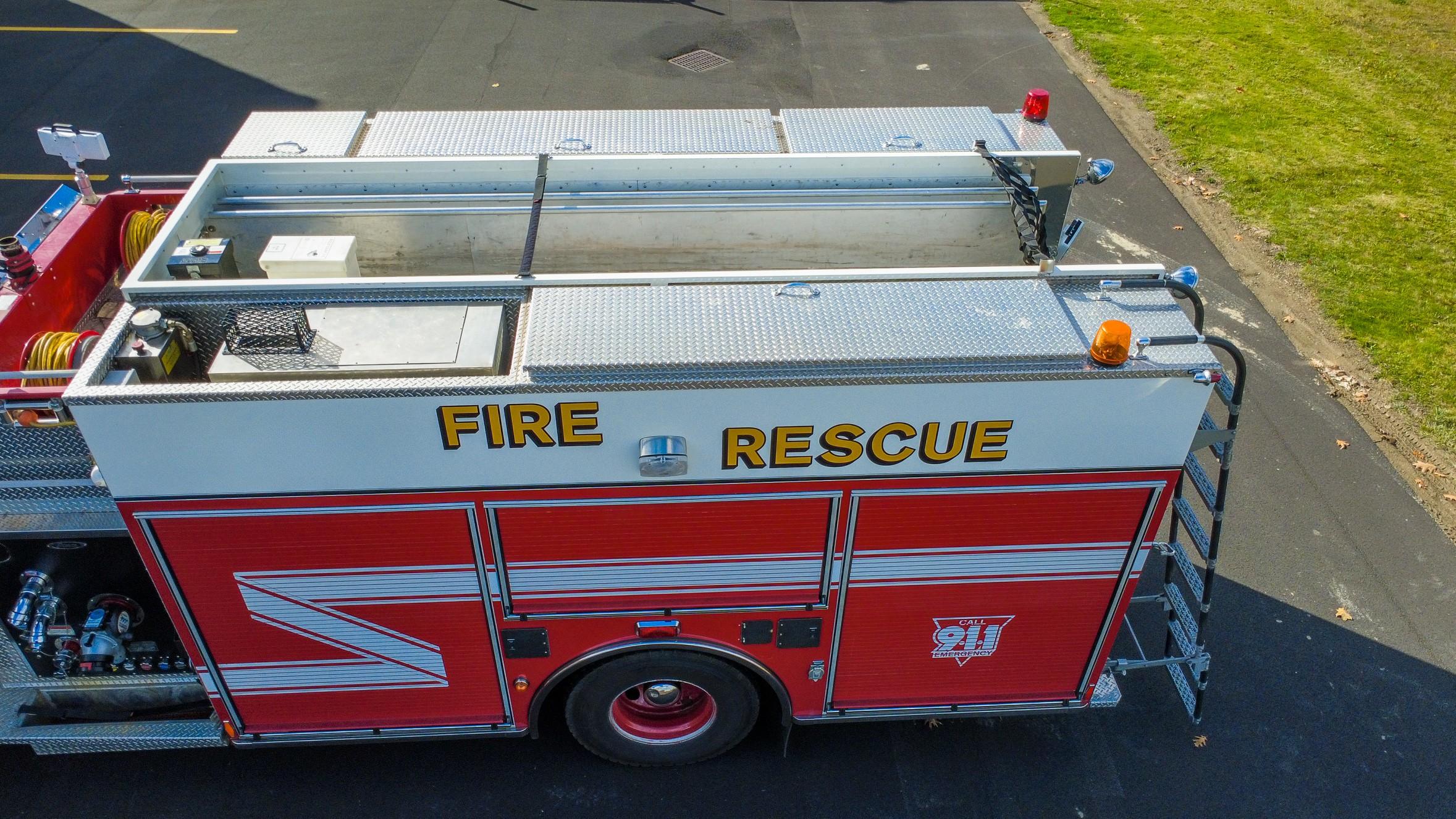 2001 Pierce Quantum Pumper - image 23
