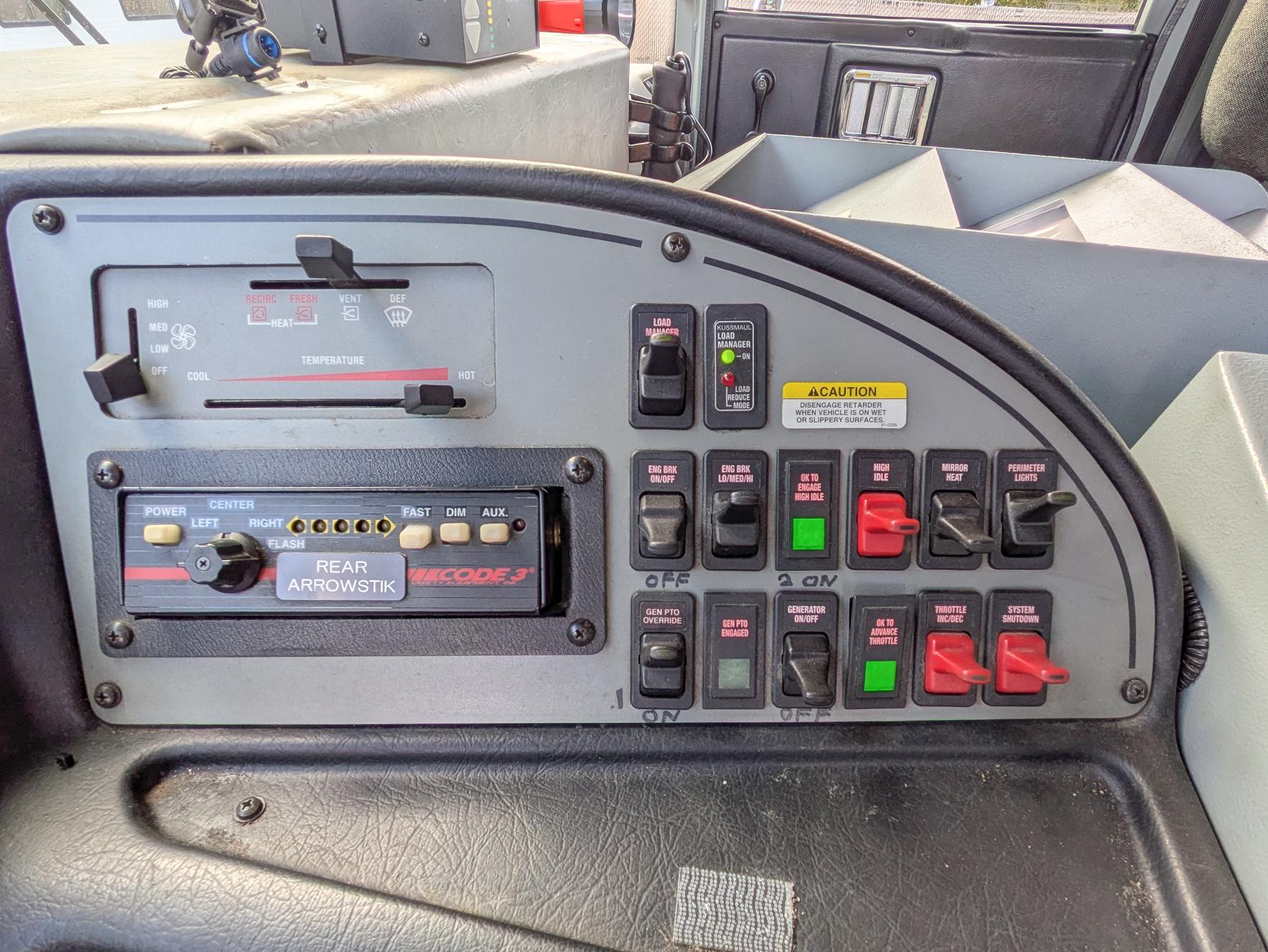 2001 Pierce Quantum Pumper - image 63