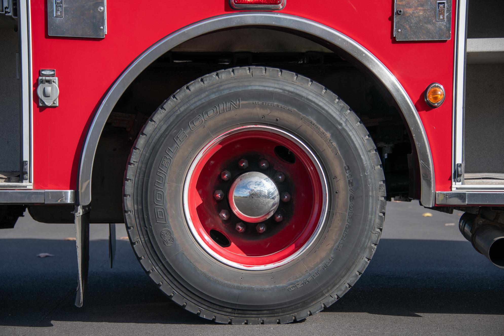 2001 Pierce Quantum Pumper - image 99