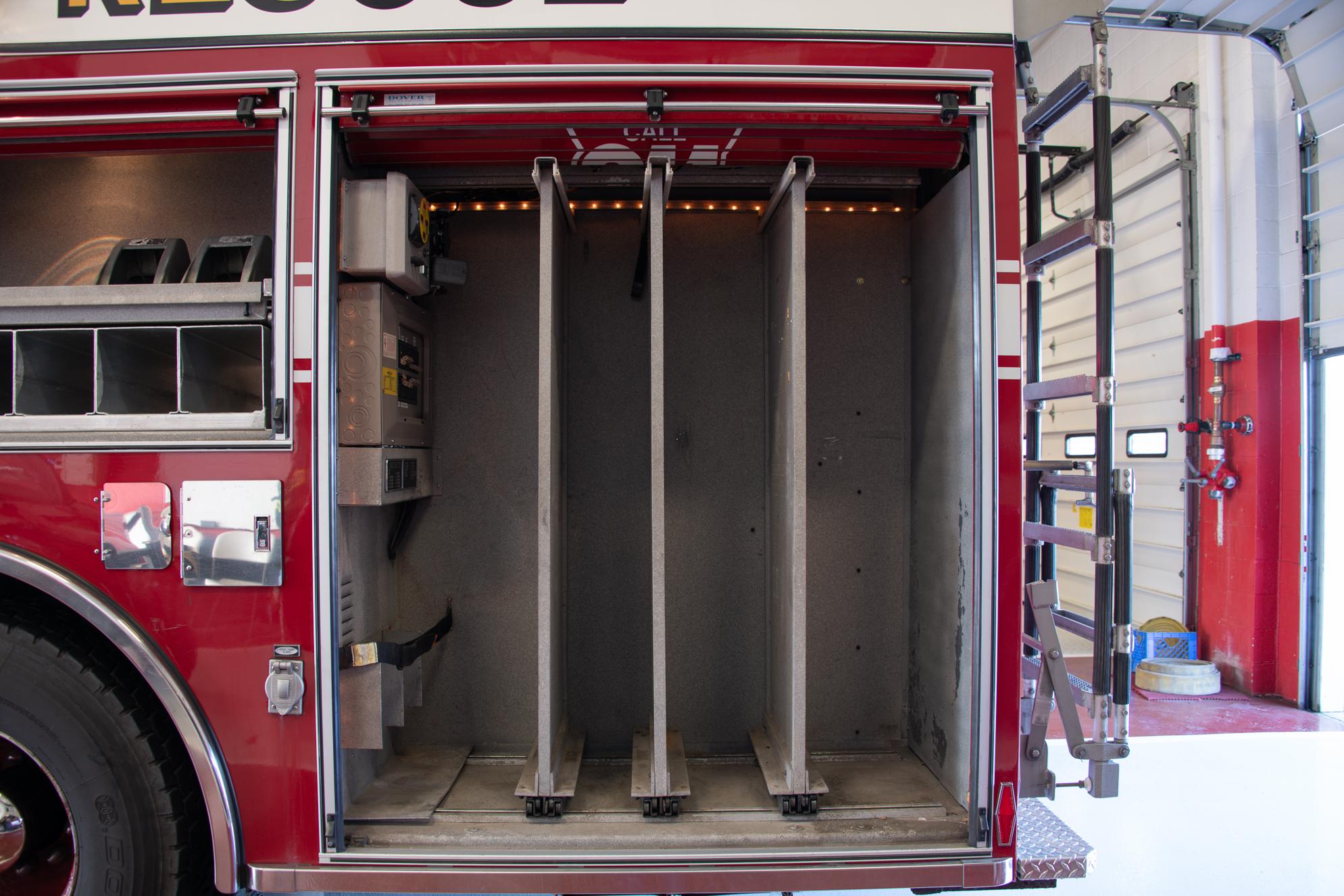2001 Pierce Quantum Pumper - image 77