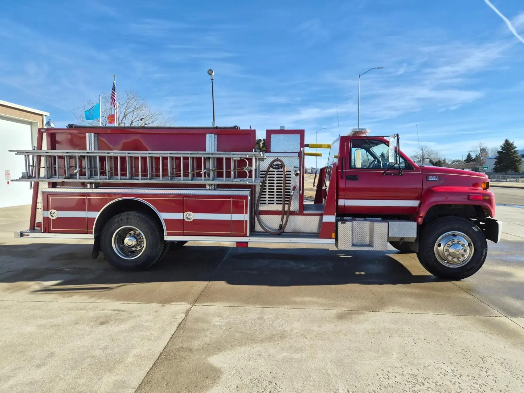 2002 Heiman GMC Pumper Tanker - image 2