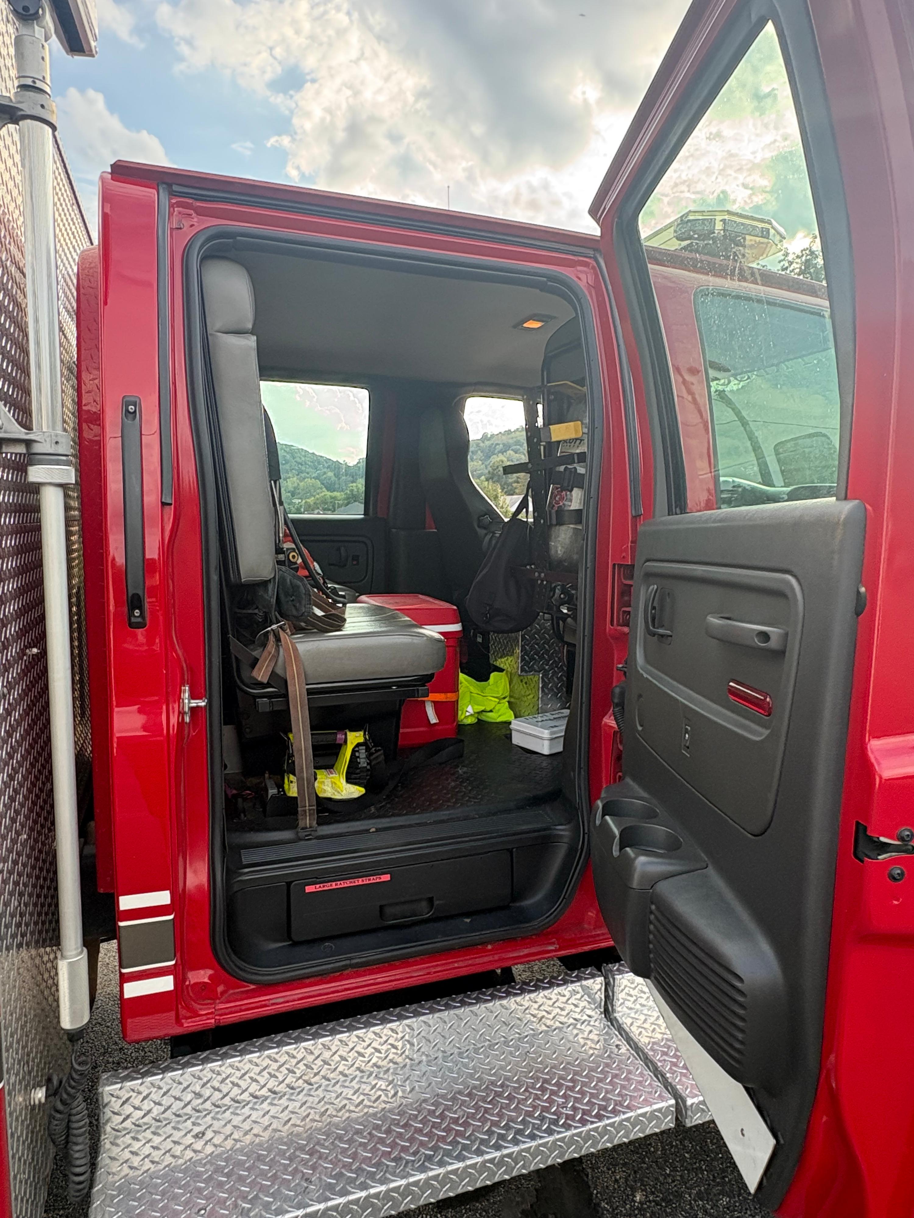 Rescue Pumper - image 6