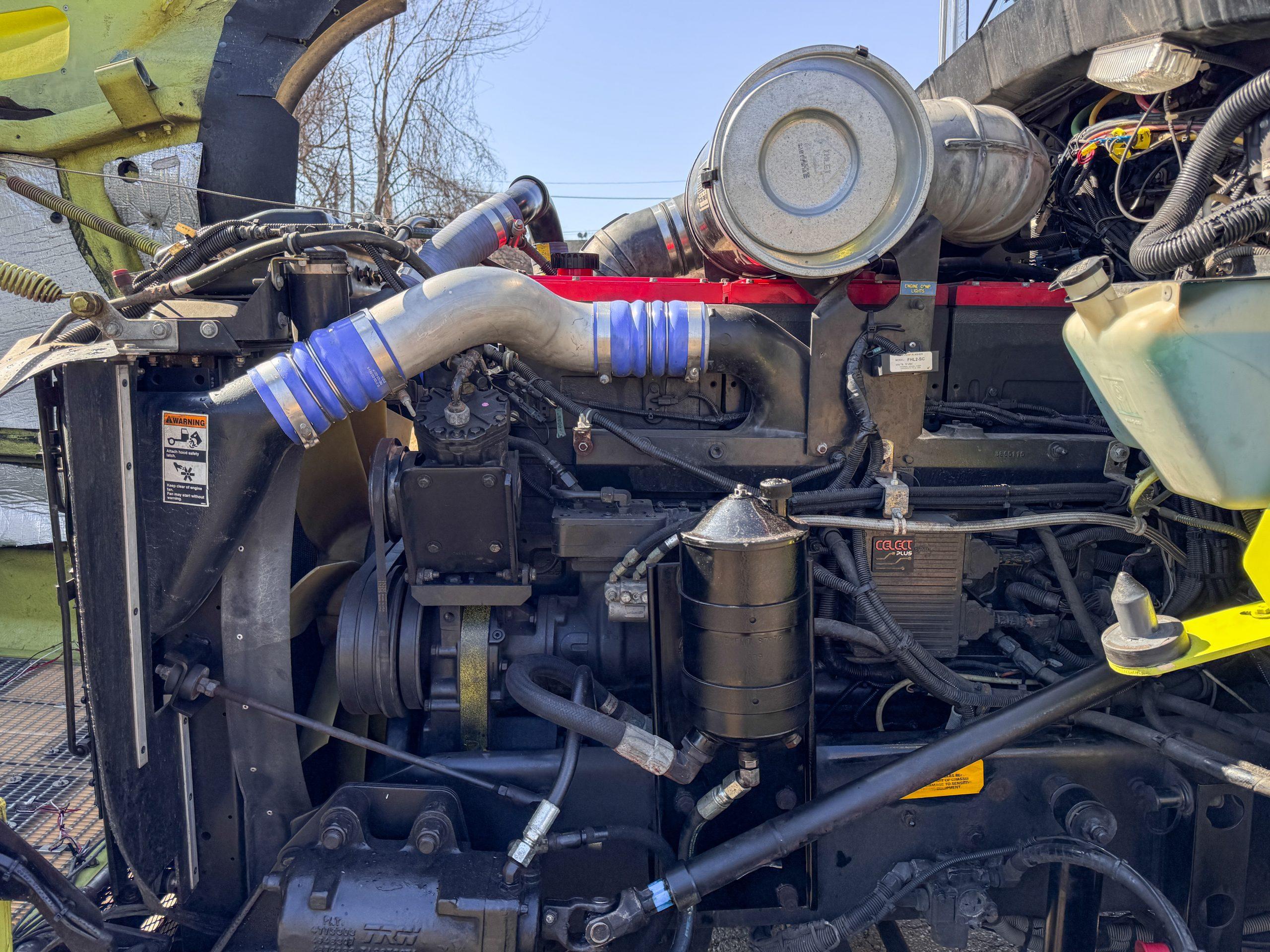 2000 Kenworth 3500 Gallon Tanker  - image 19