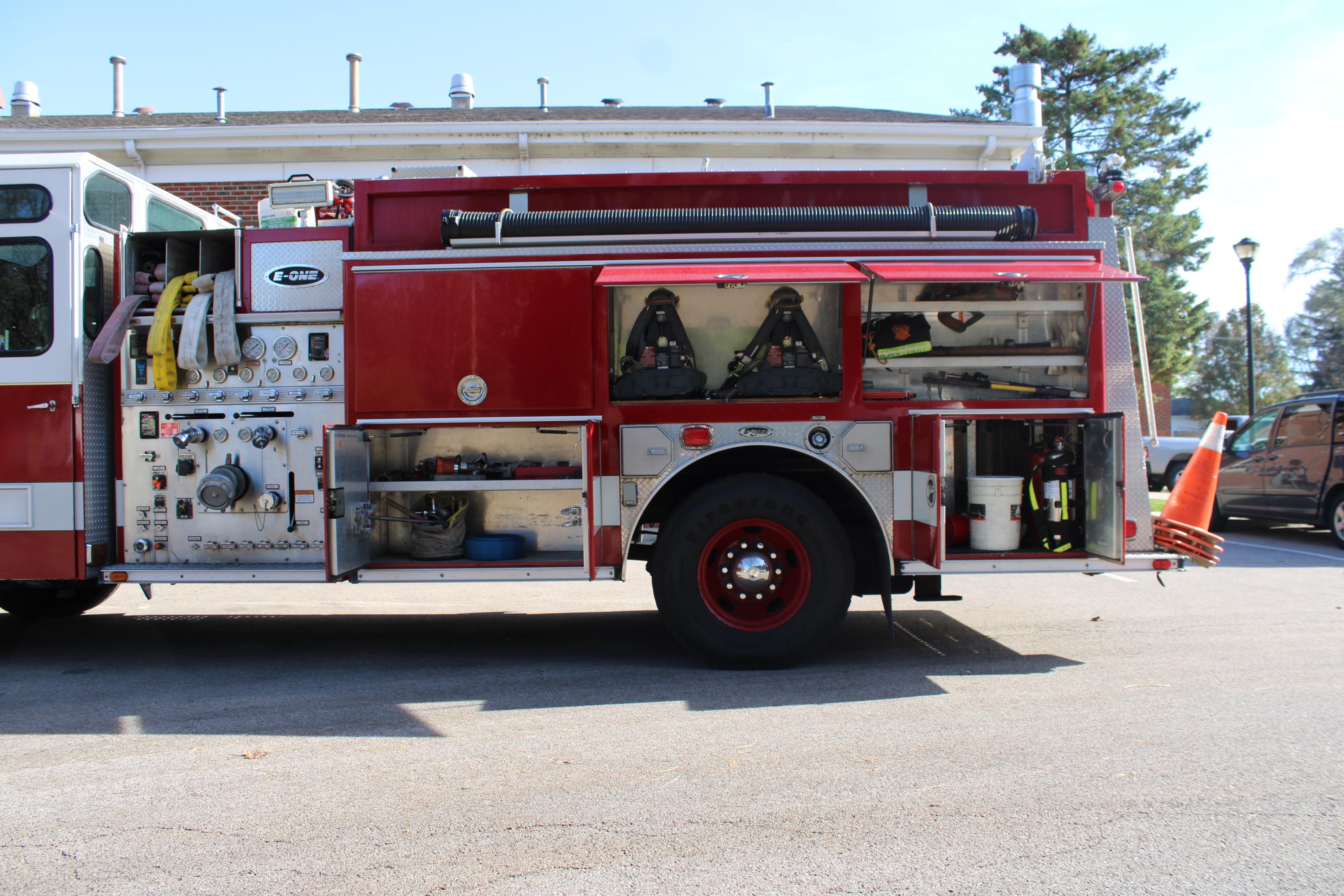 2004 E-One Cyclone Engine - image 4