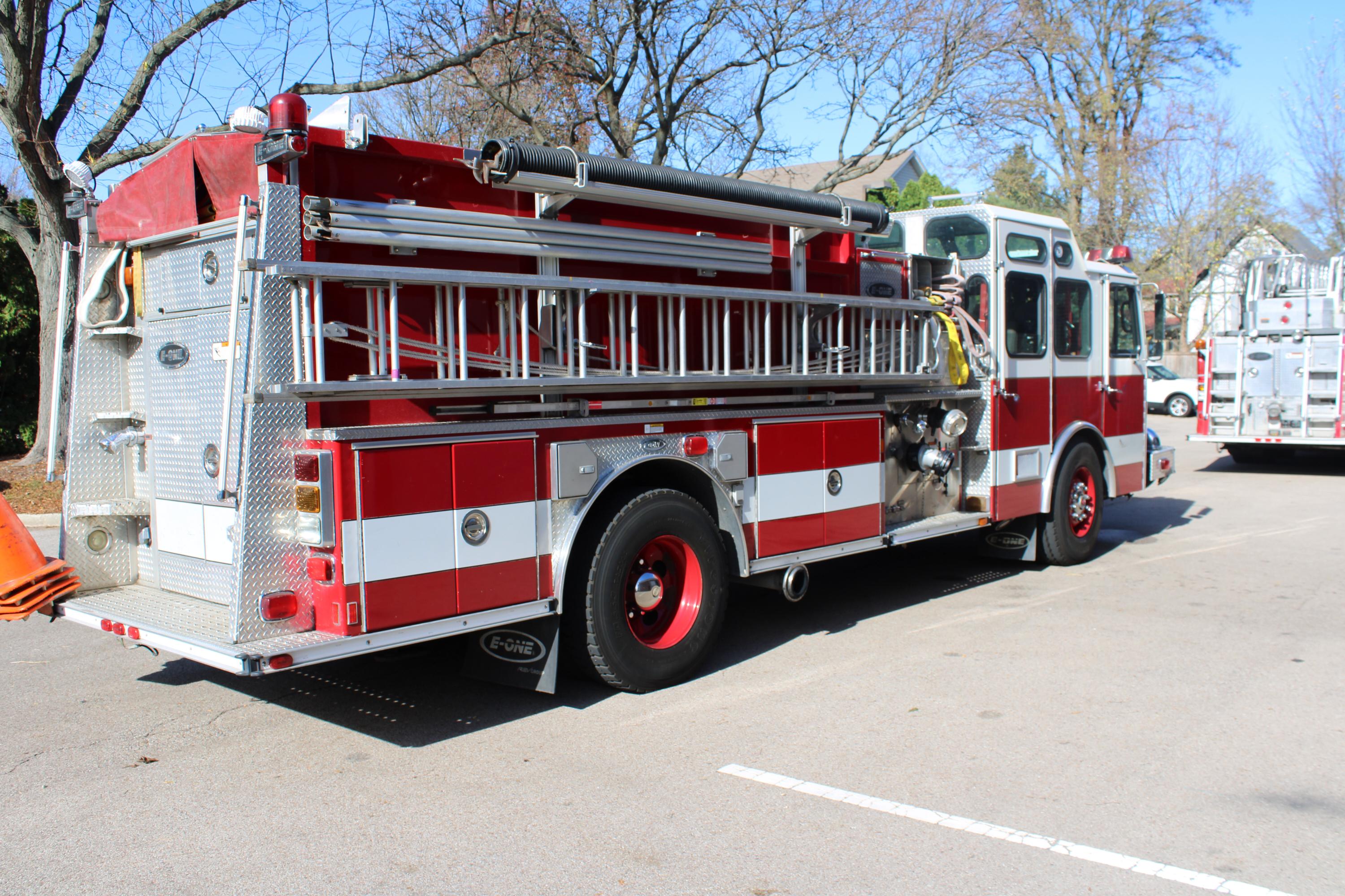 2004 E-One Cyclone Engine - image 6