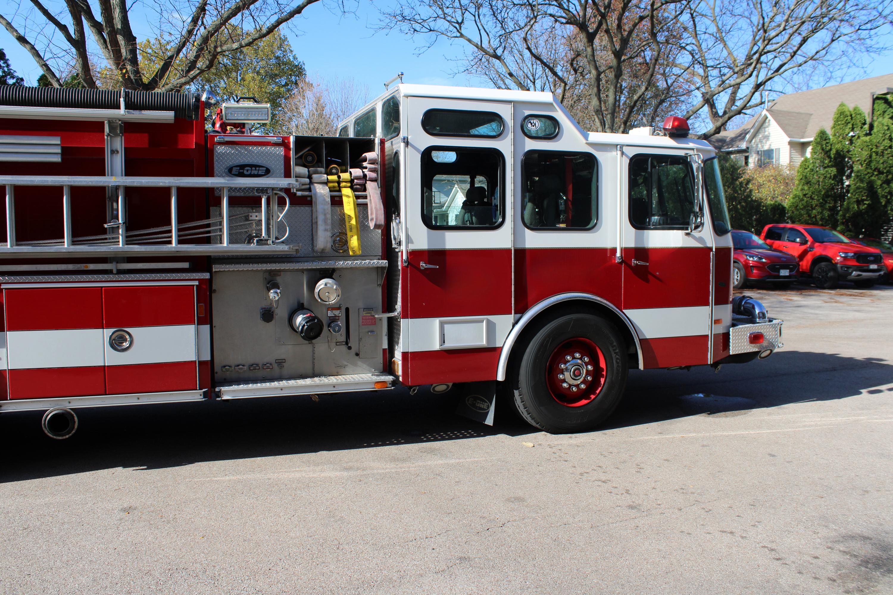 2004 E-One Cyclone Engine - image 10