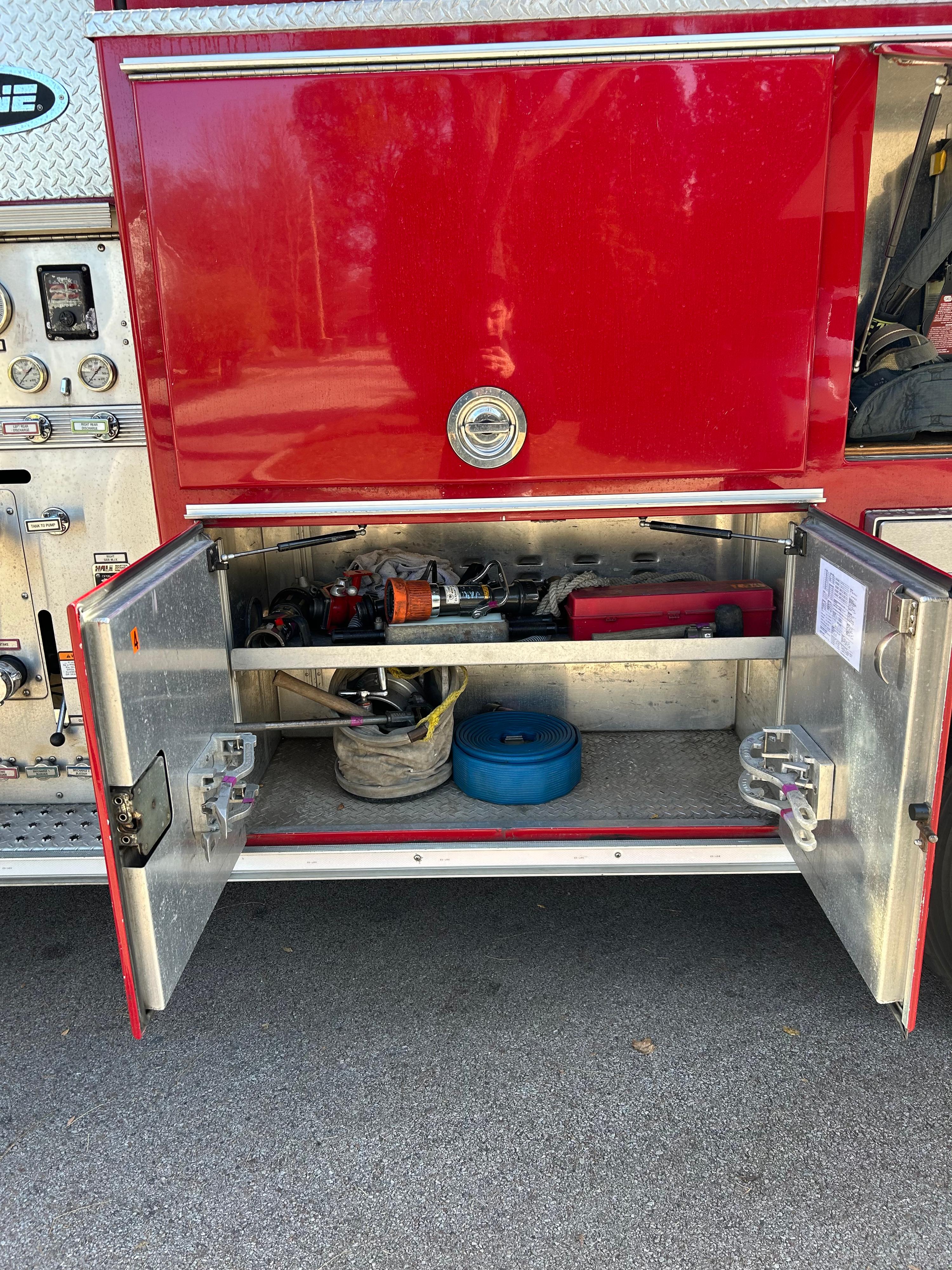 2004 E-One Cyclone Engine - image 17