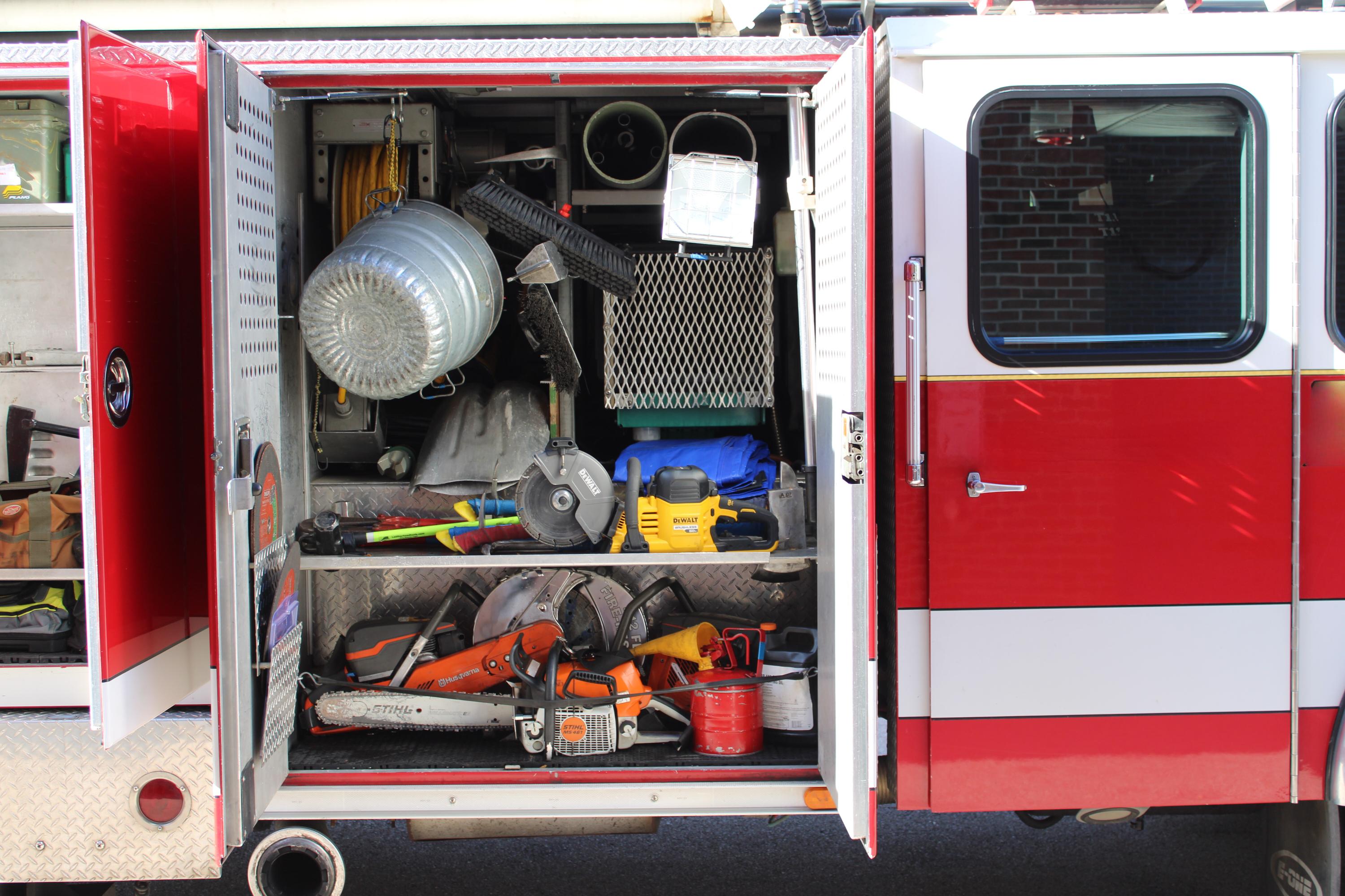 1997 E-One Hurricane 95 Ft Tower  - image 8