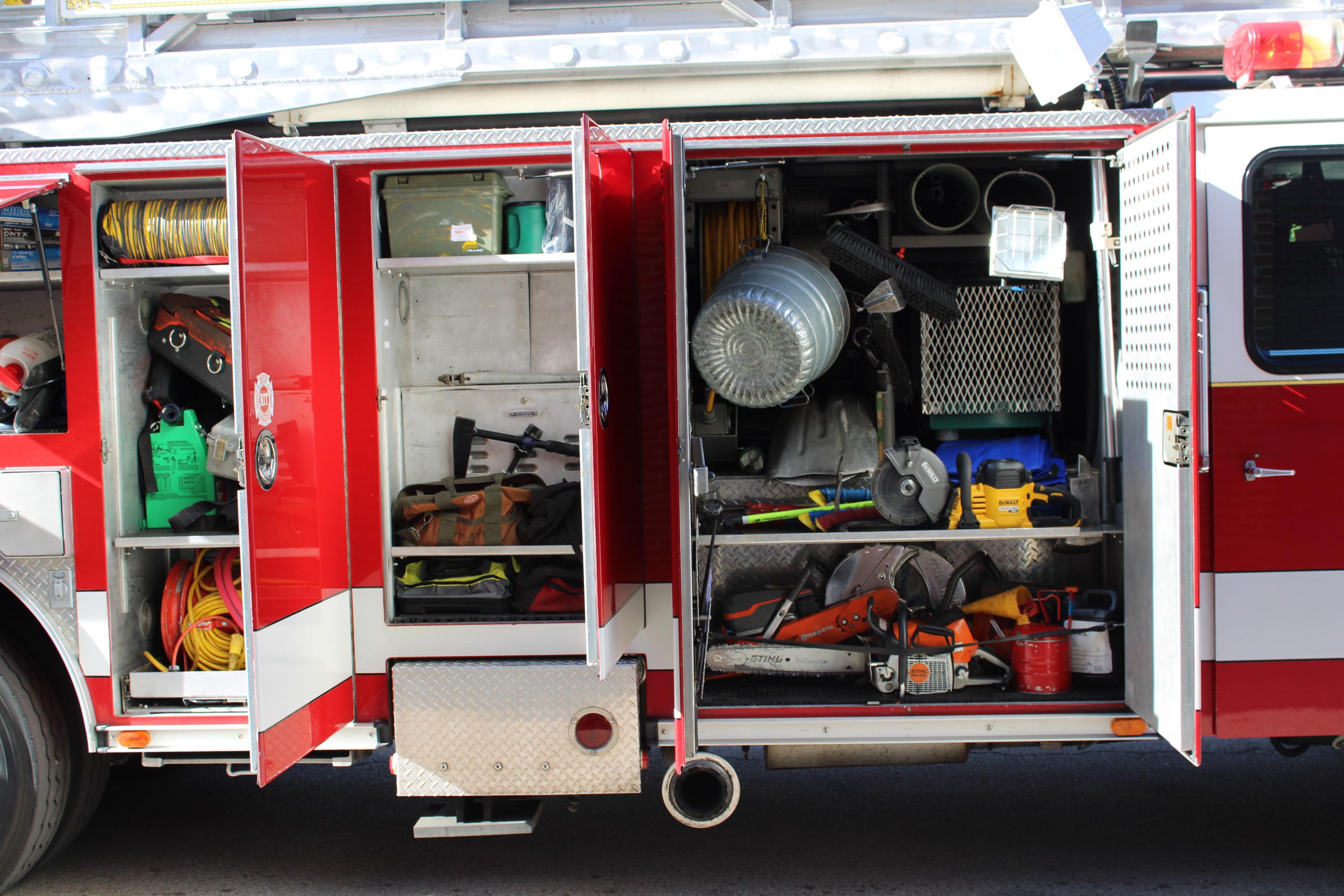 1997 E-One Hurricane 95 Ft Tower  - image 9