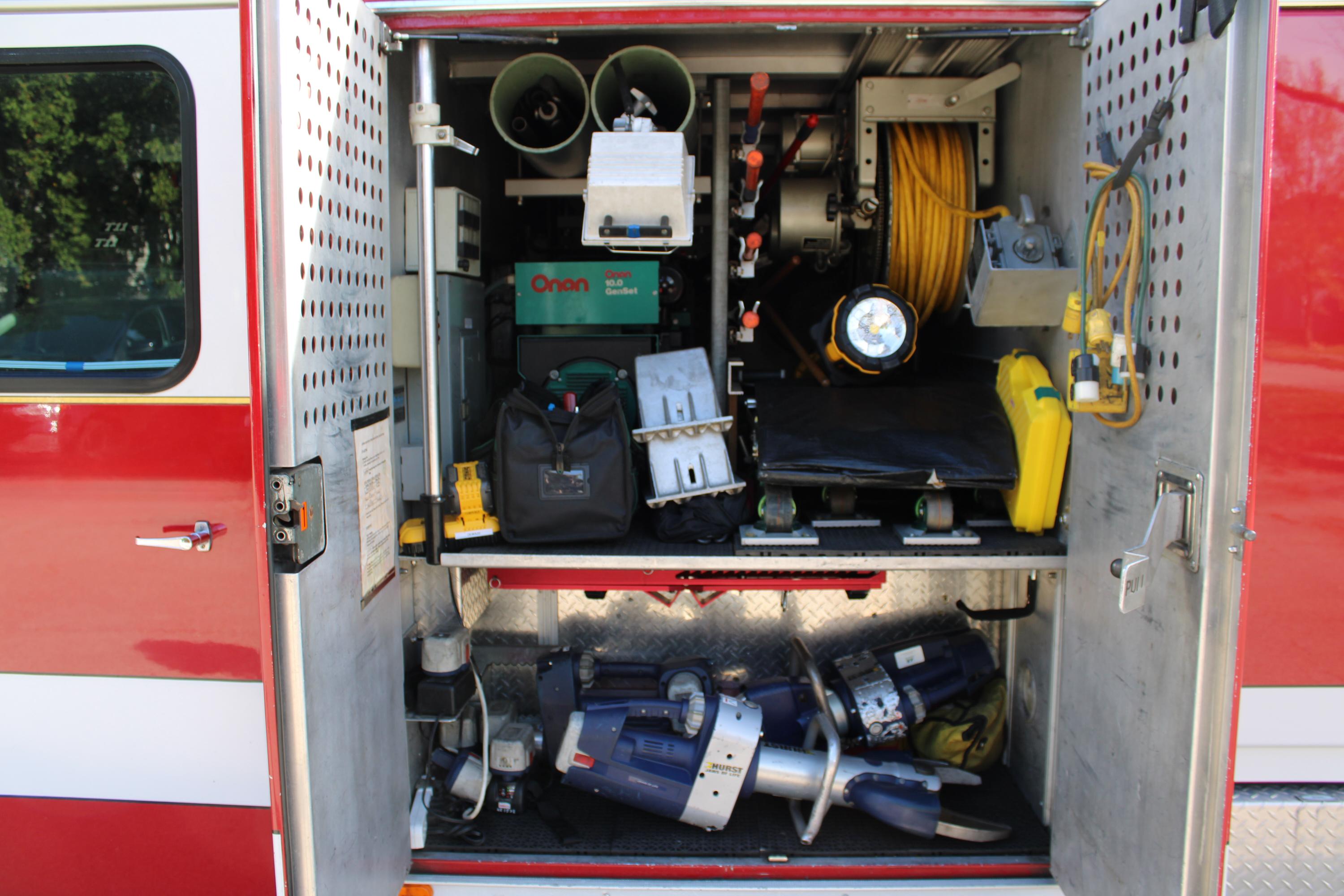 1997 E-One Hurricane 95 Ft Tower  - image 16