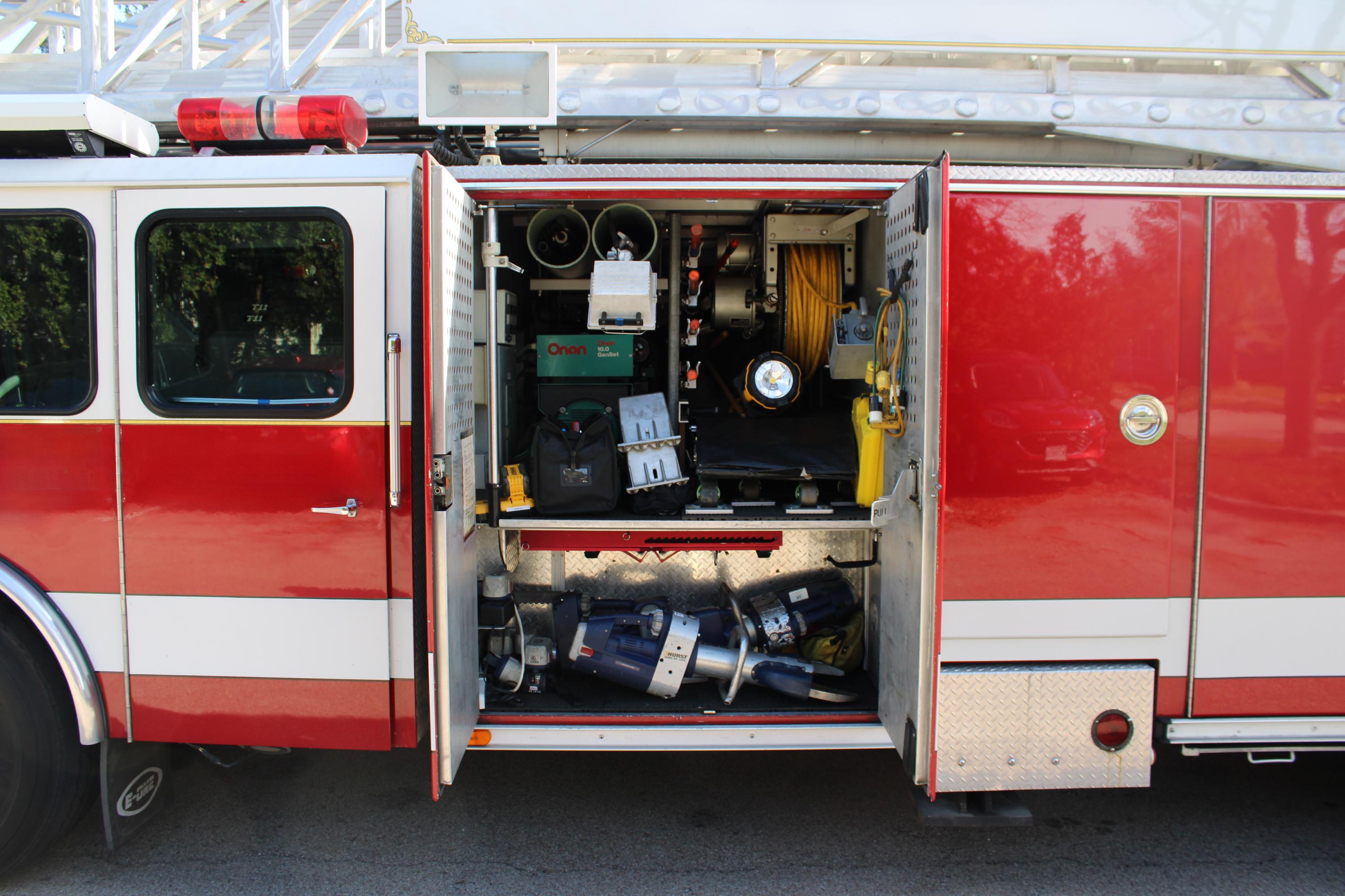 1997 E-One Hurricane 95 Ft Tower  - image 18