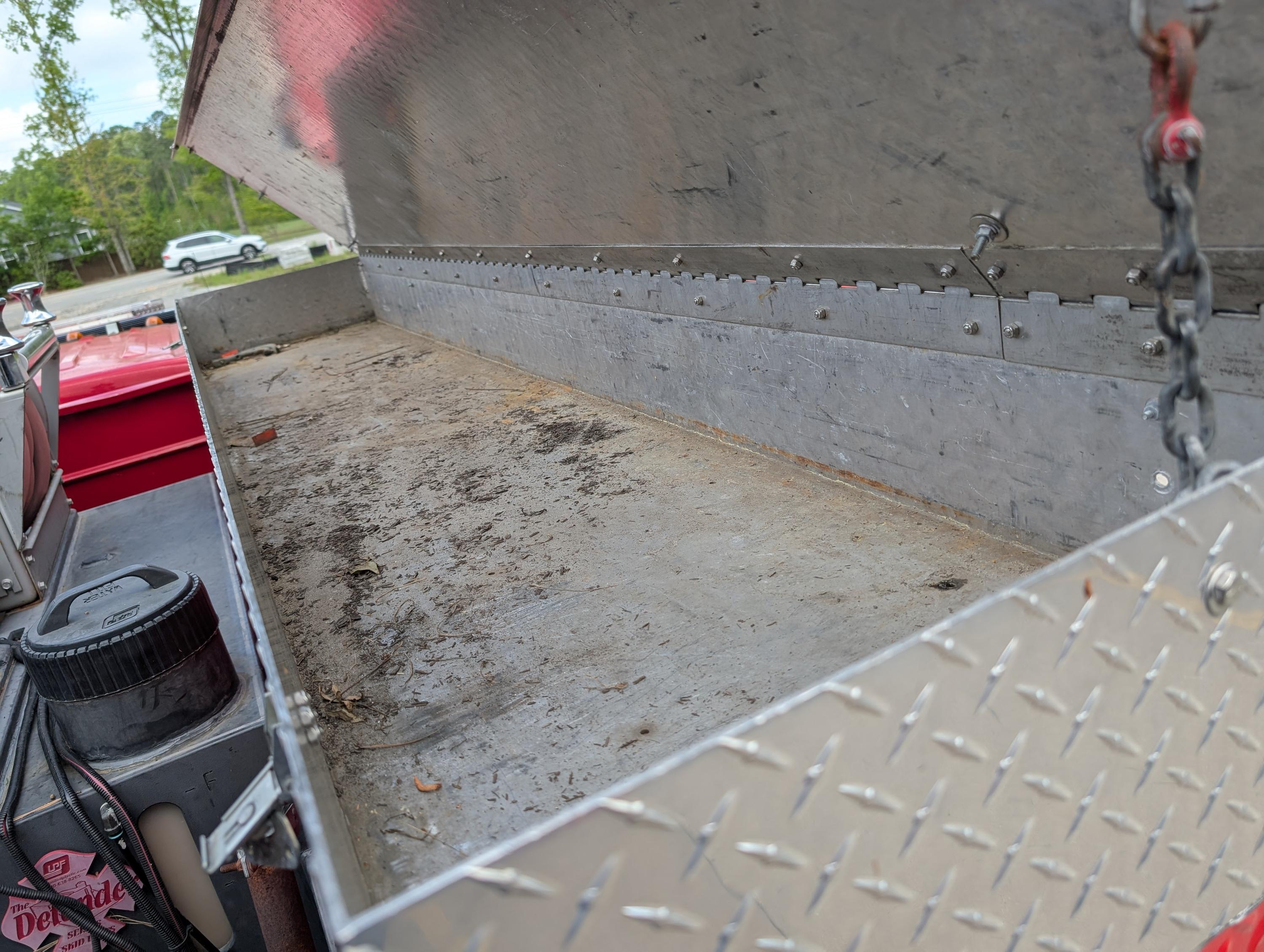 2005 Ford F550 rescue/brush unit - image 17