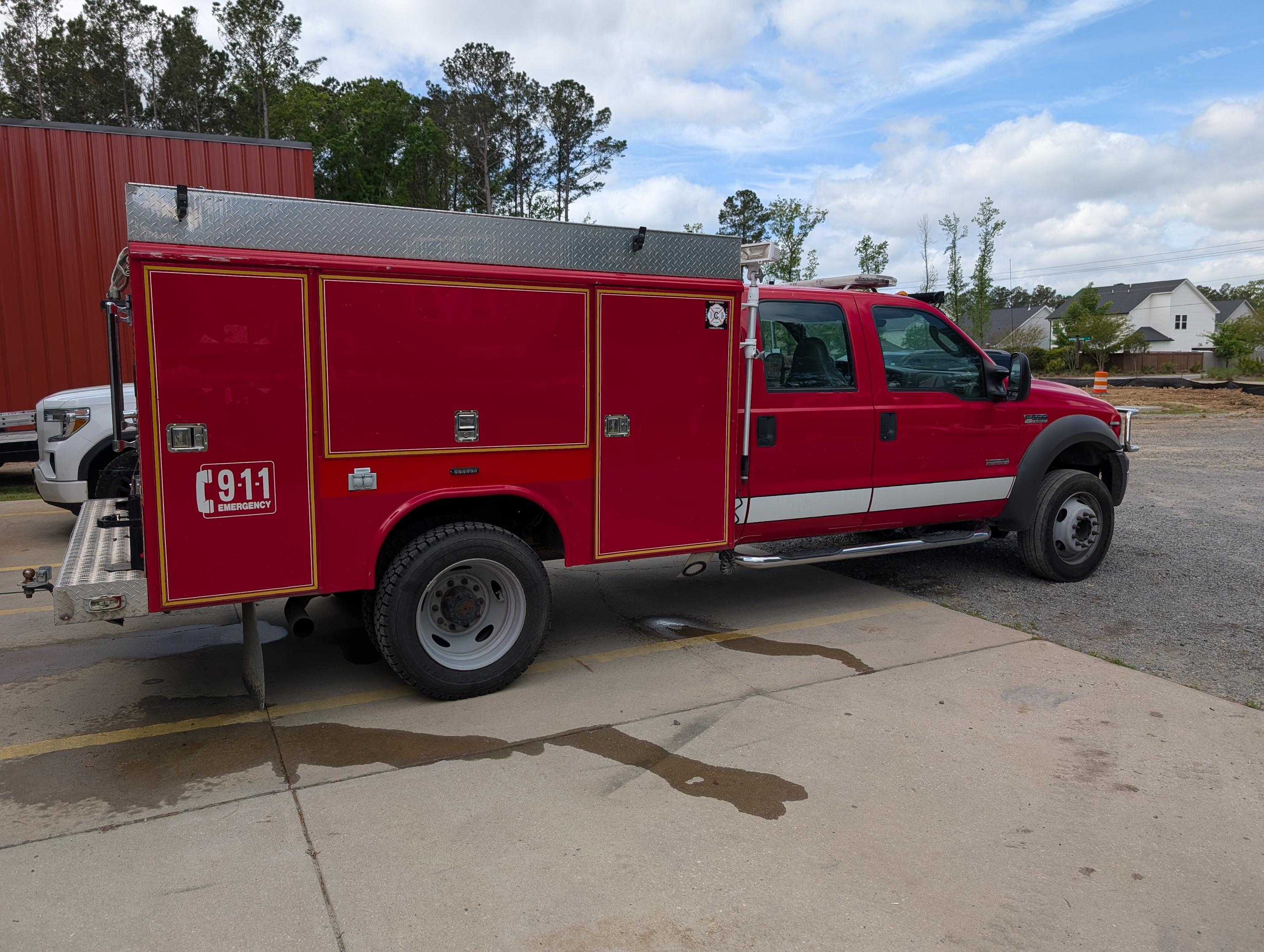 2005 Ford F550 rescue/brush unit - image 20