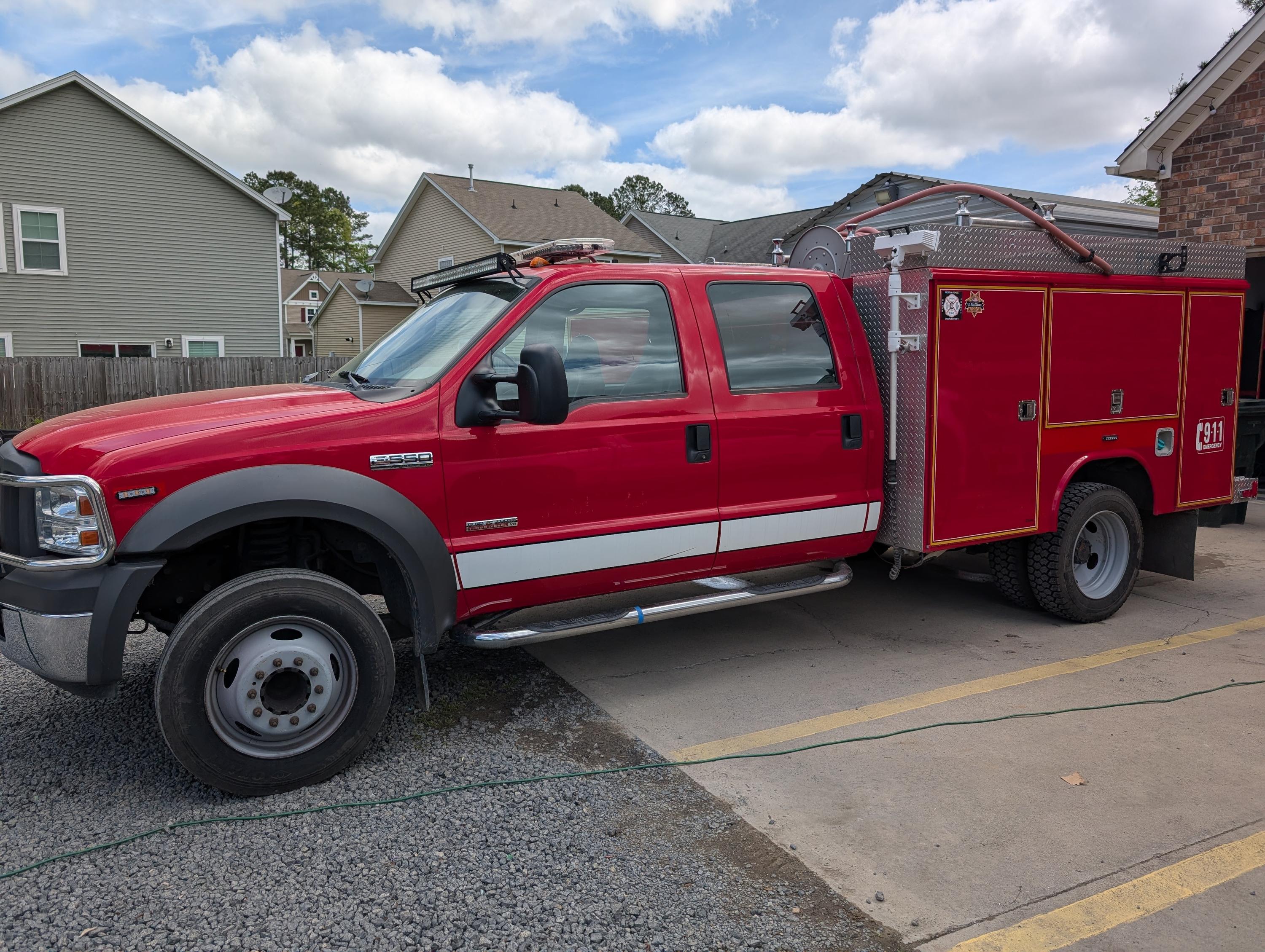 2005 Ford F550 rescue/brush unit - image 23