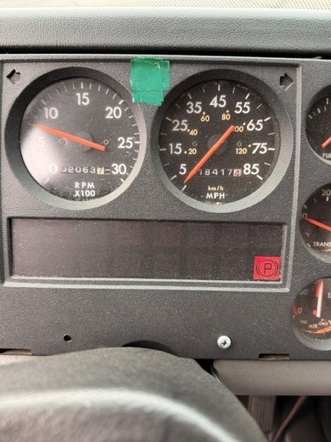 1996 Freightliner FL70 Attack 4x4 Wildland Unit - image 9