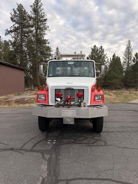 1996 Freightliner FL70 Attack 4x4 Wildland Unit - image 2