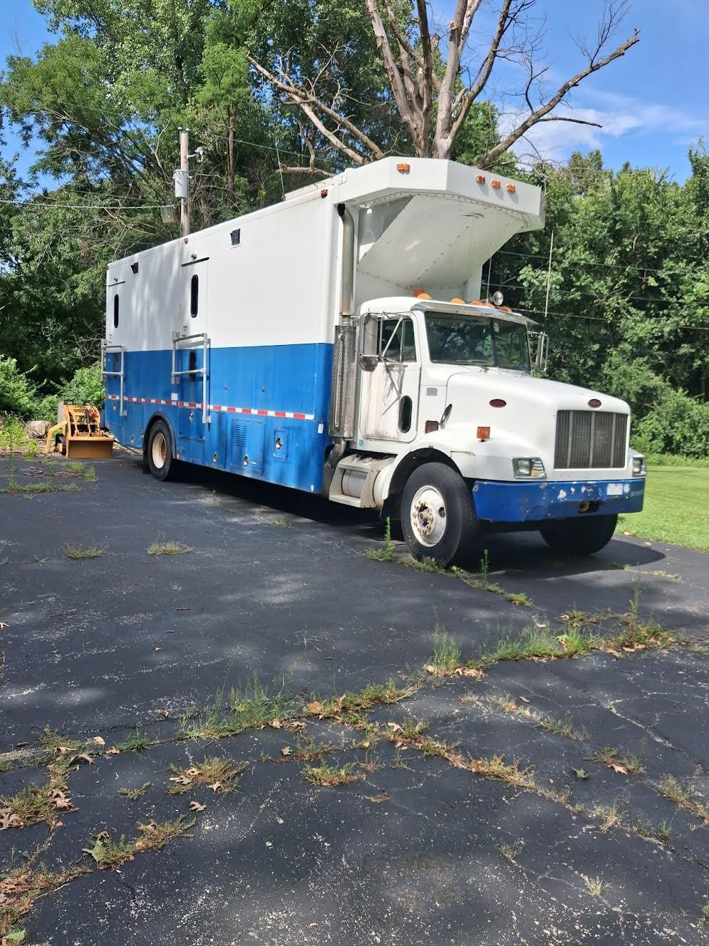 2001 Peterbilt 330 Data Van - image 2