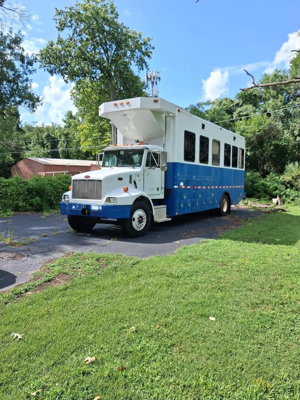 2001 Peterbilt 330 Data Van - image 1